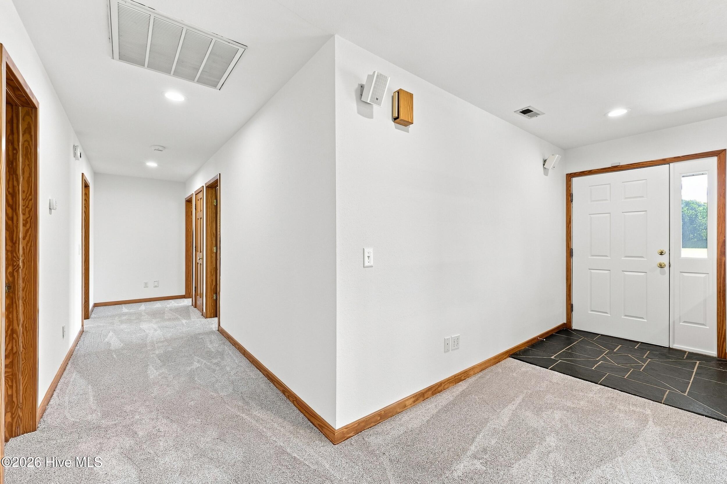 104 Perry's Way Property Photo 4