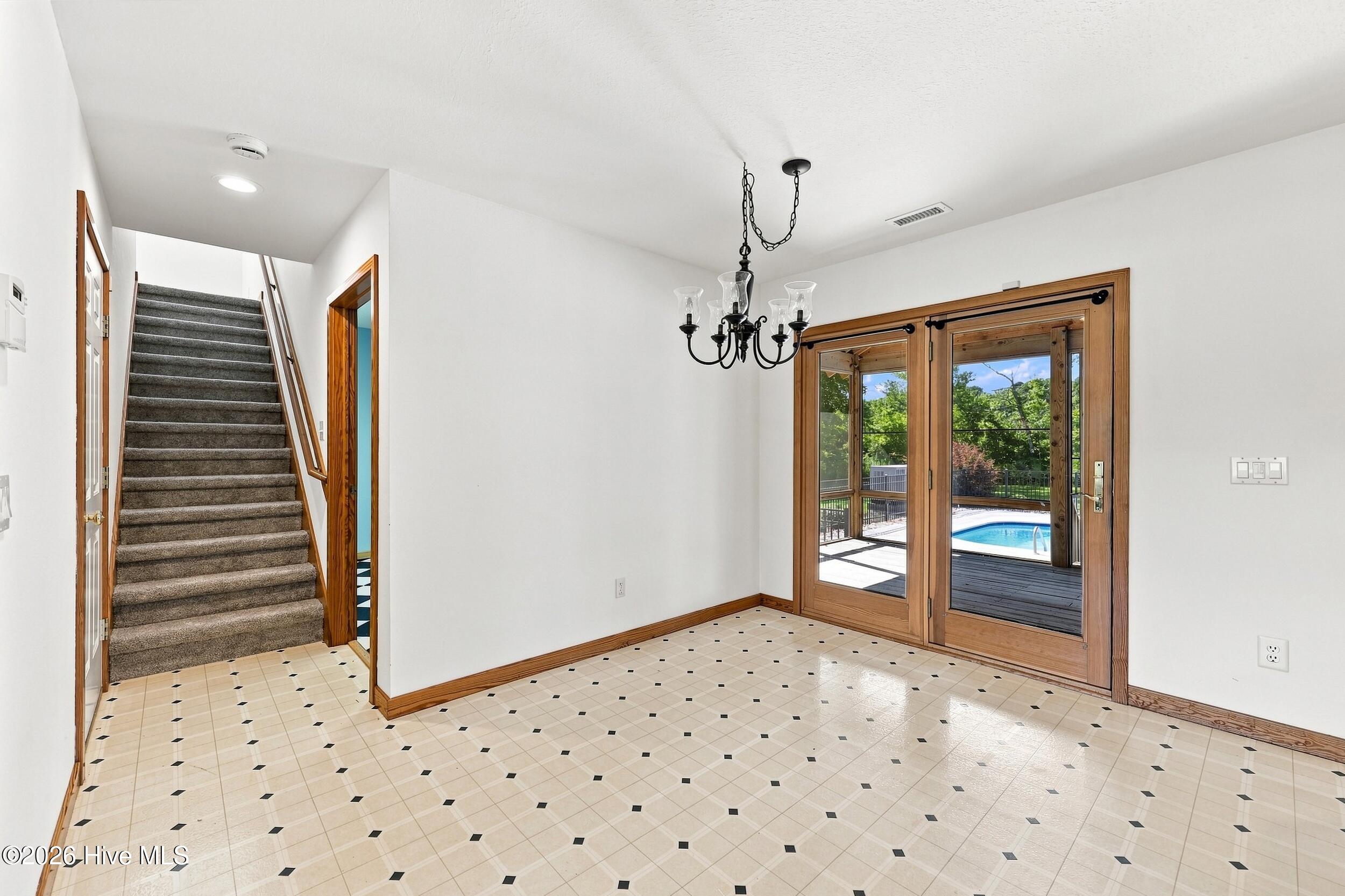 104 Perry's Way Property Photo 10