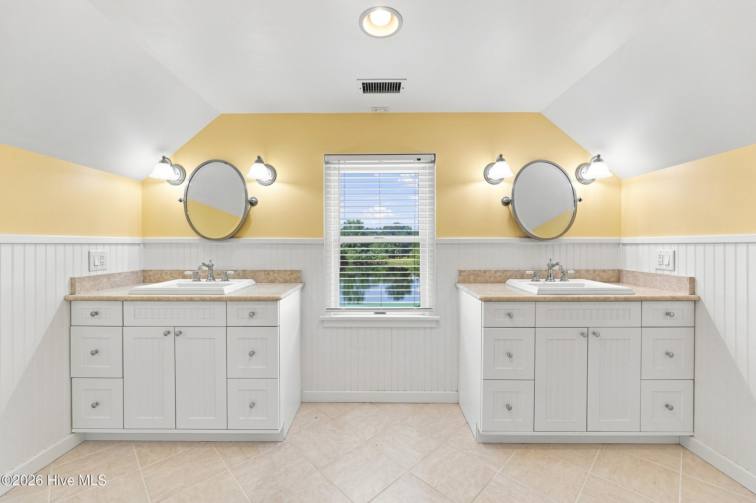 104 Perry's Way Property Photo 32