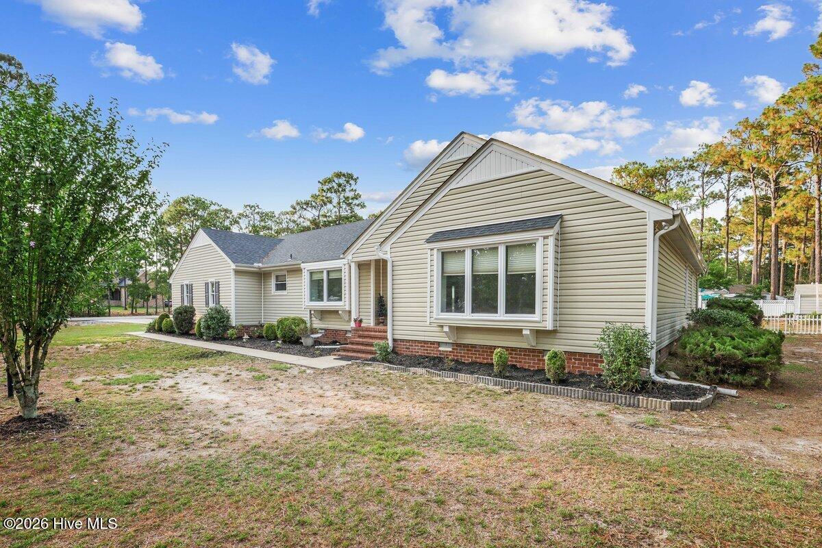 401 Yearling Drive Property Photo 4