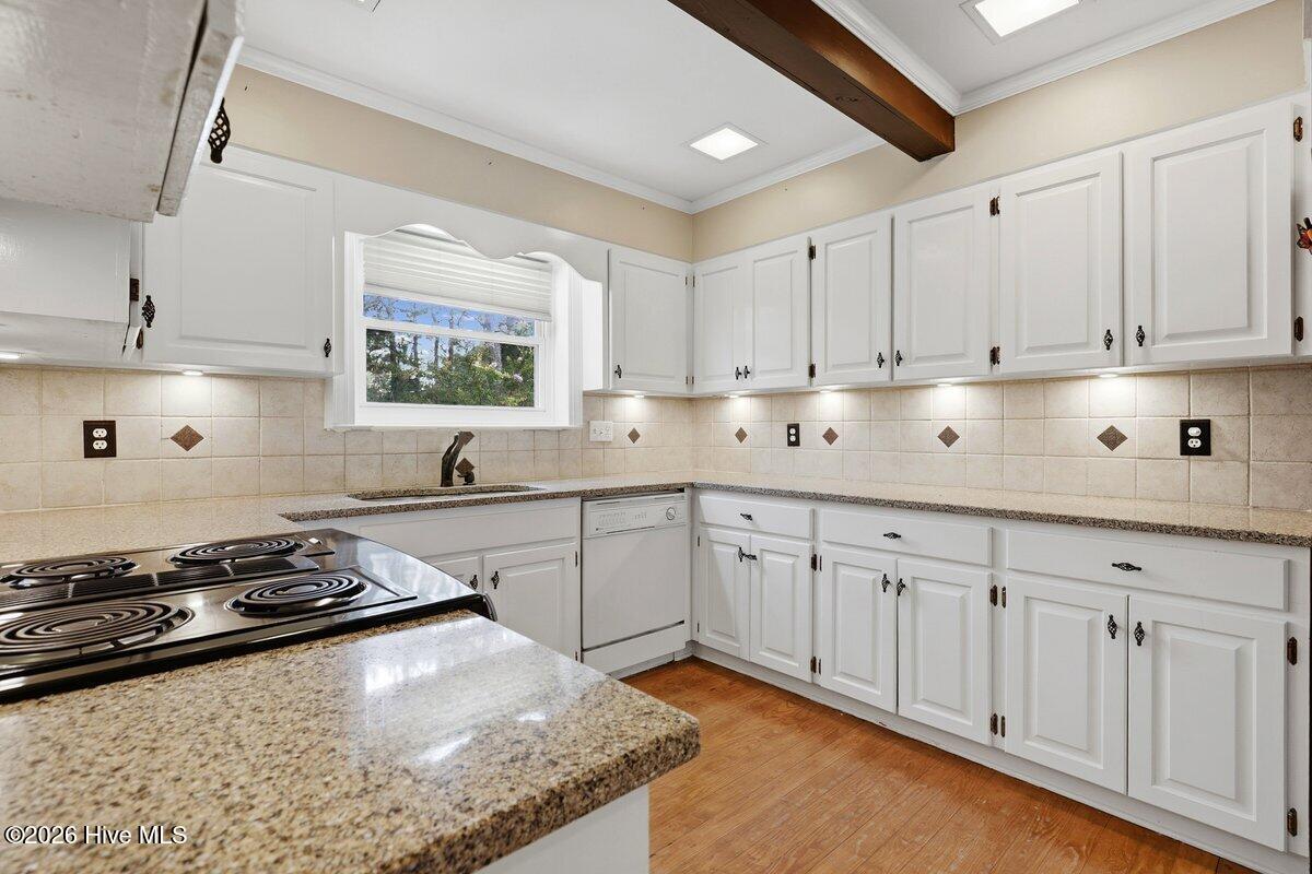 401 Yearling Drive Property Photo 13