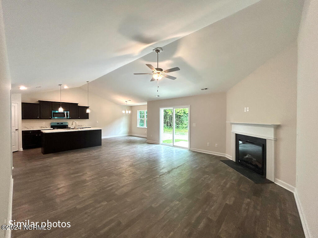 511 Large Oak Drive Property Photo 12