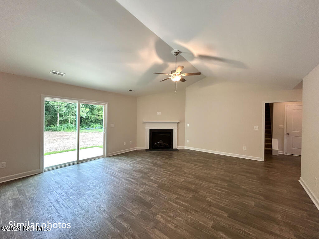 511 Large Oak Drive Property Photo 18