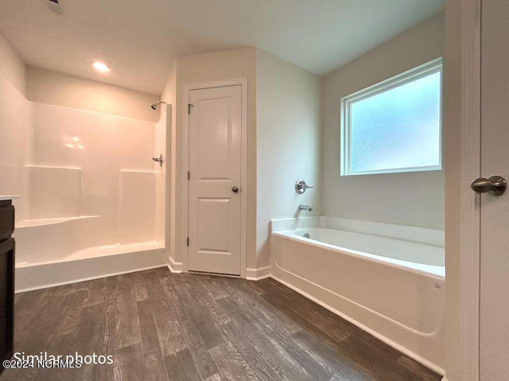 511 Large Oak Drive Property Photo 48