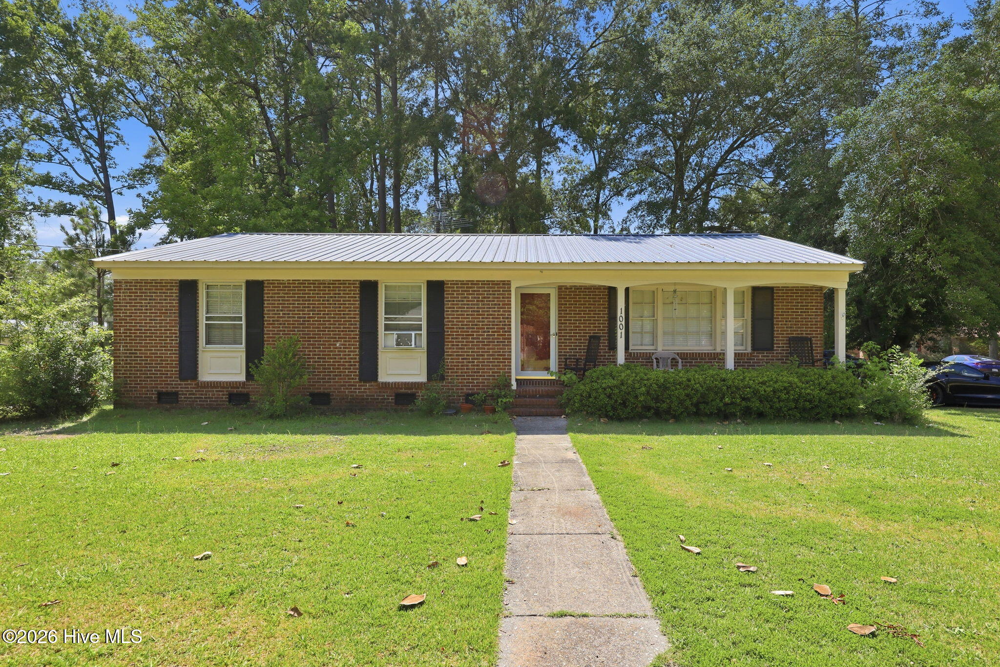 1001 E Scotsdale Road Property Photo 1