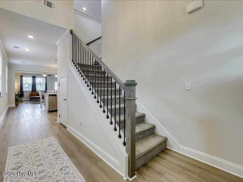 32 Coslett Drive Property Photo 8