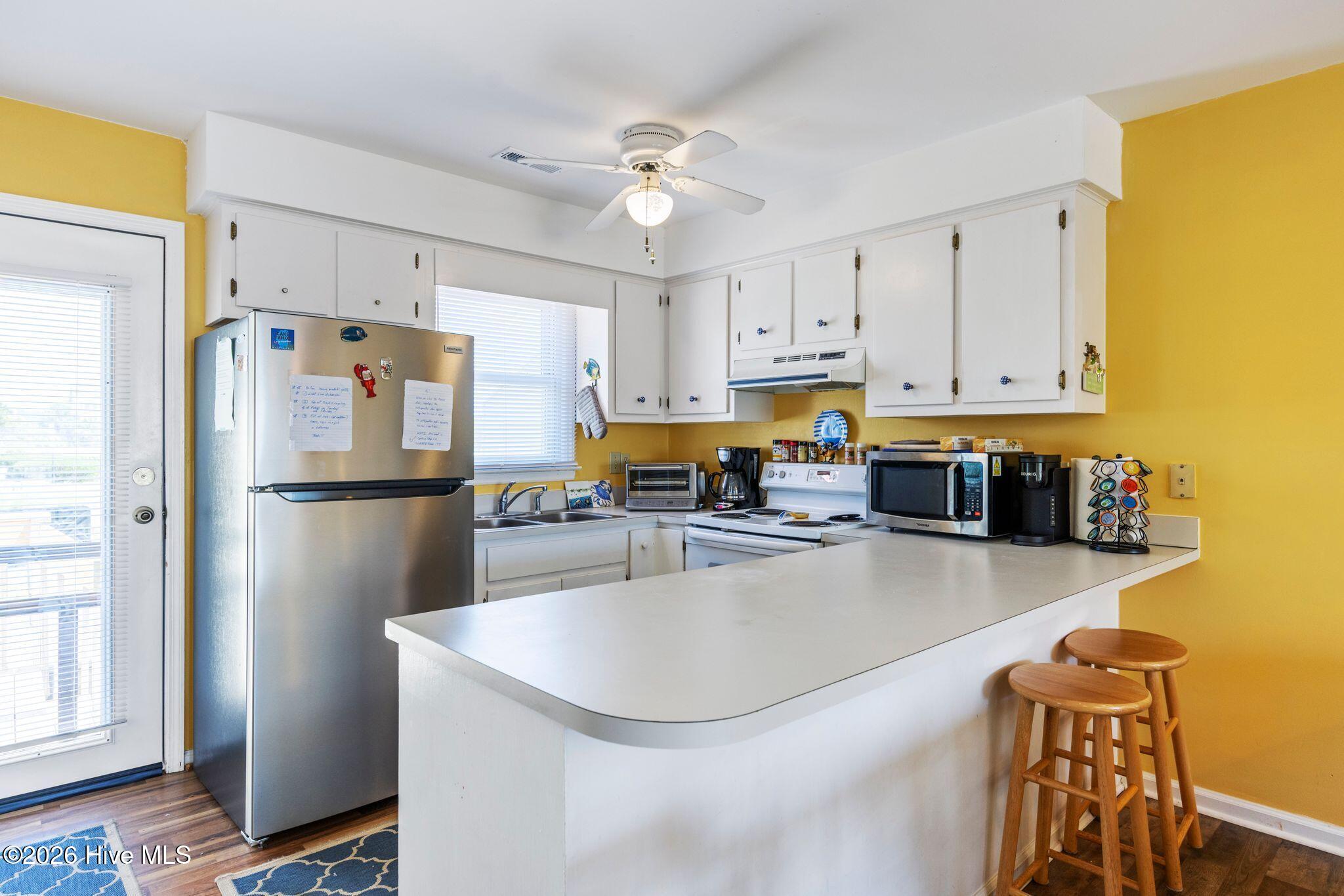 323 Brunswick Avenue W # A Property Photo 6