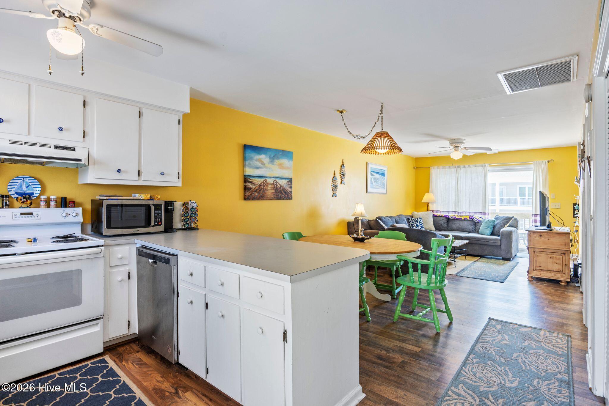 323 Brunswick Avenue W # A Property Photo 9