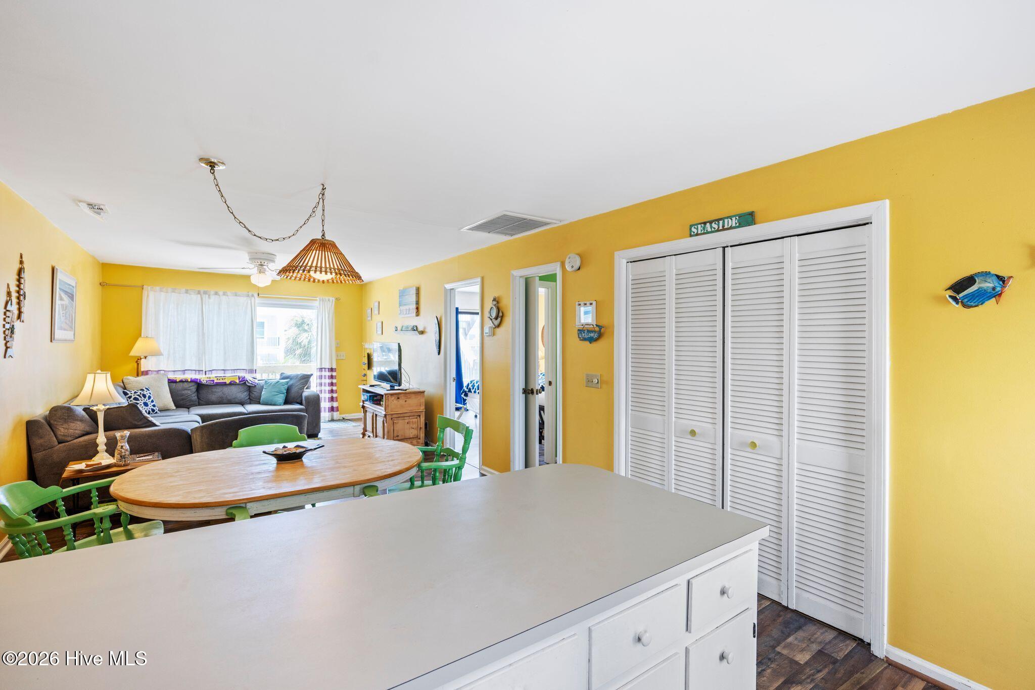 323 Brunswick Avenue W # A Property Photo 10