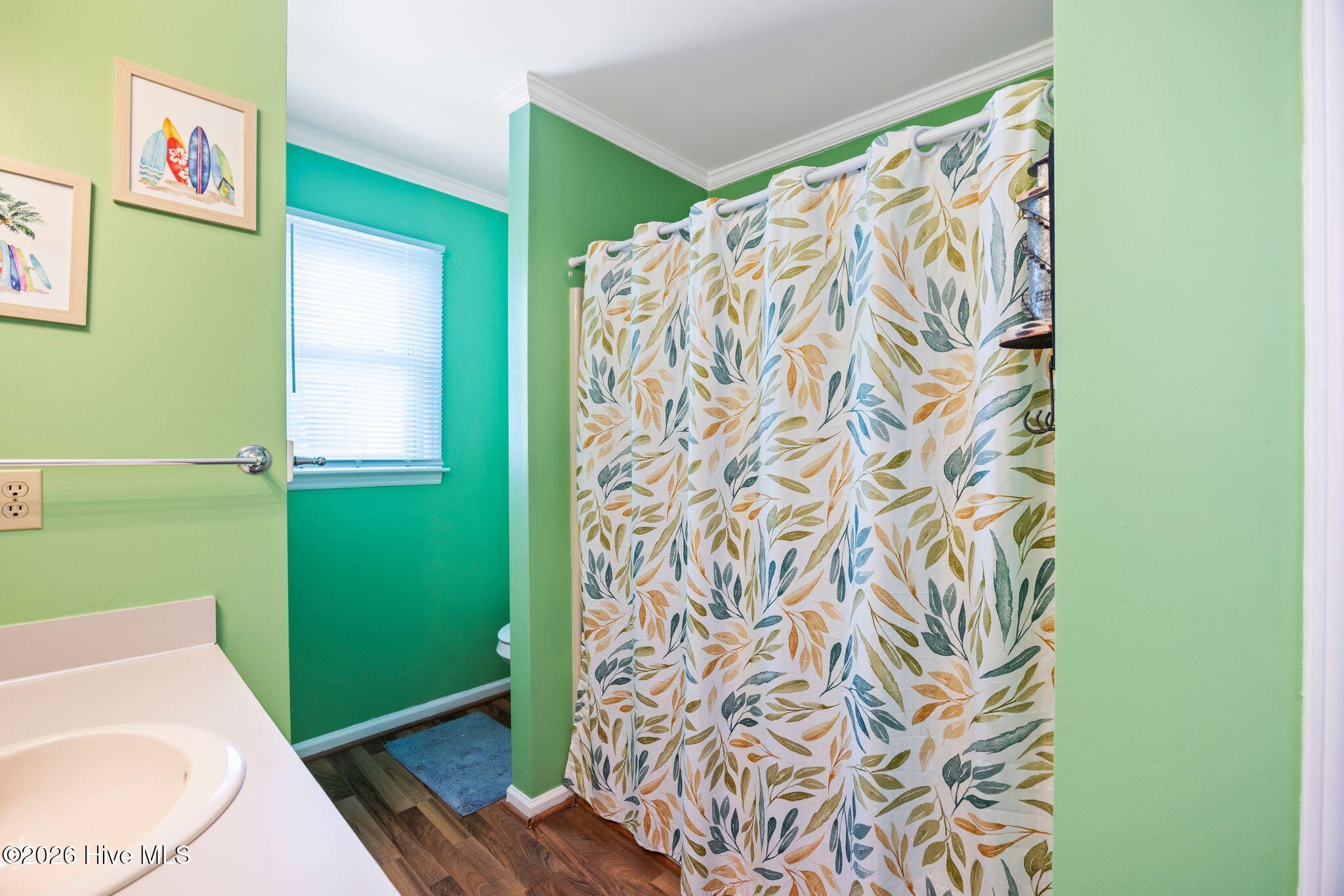 323 Brunswick Avenue W # A Property Photo 20