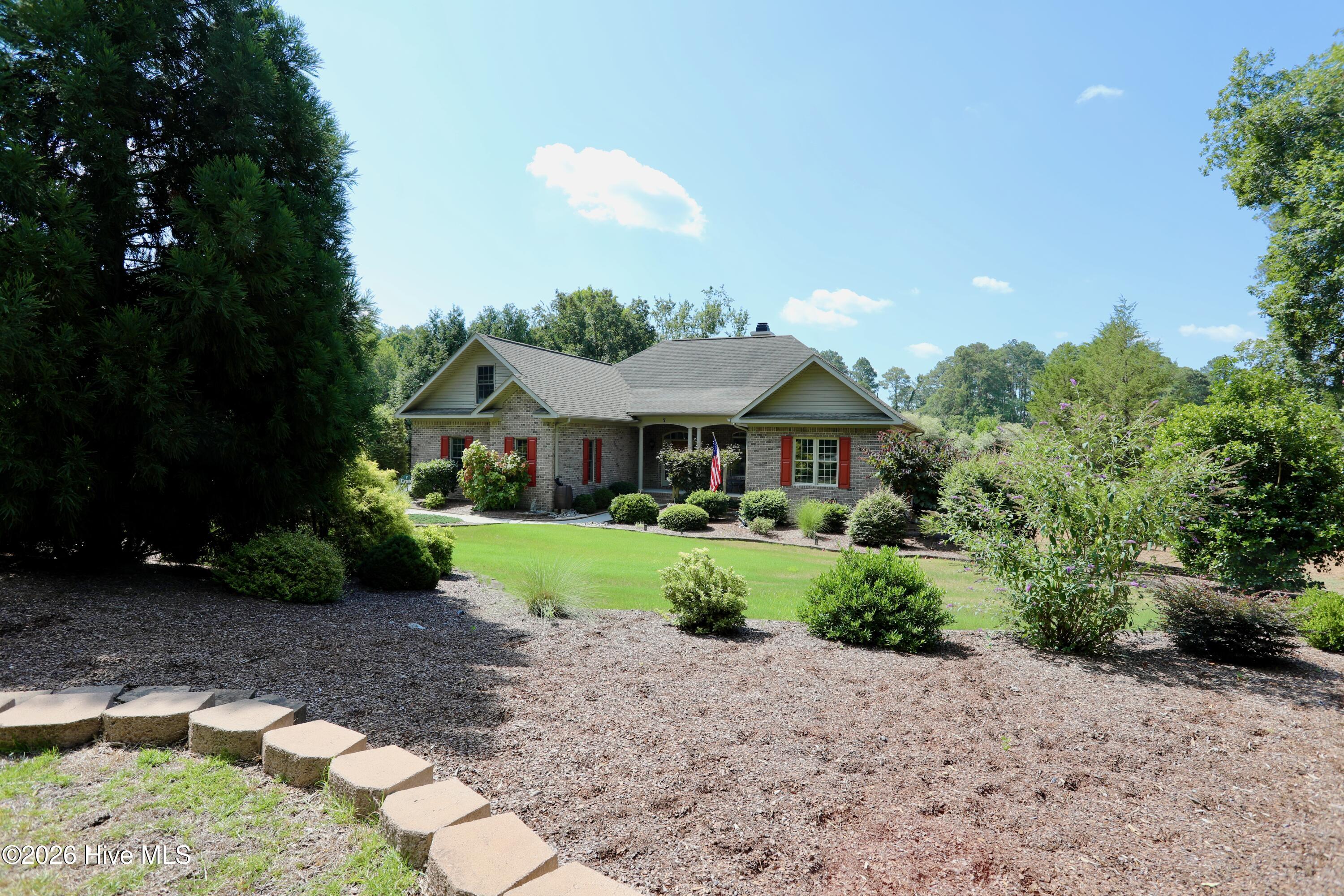 7 Bobolink Road Property Photo 3