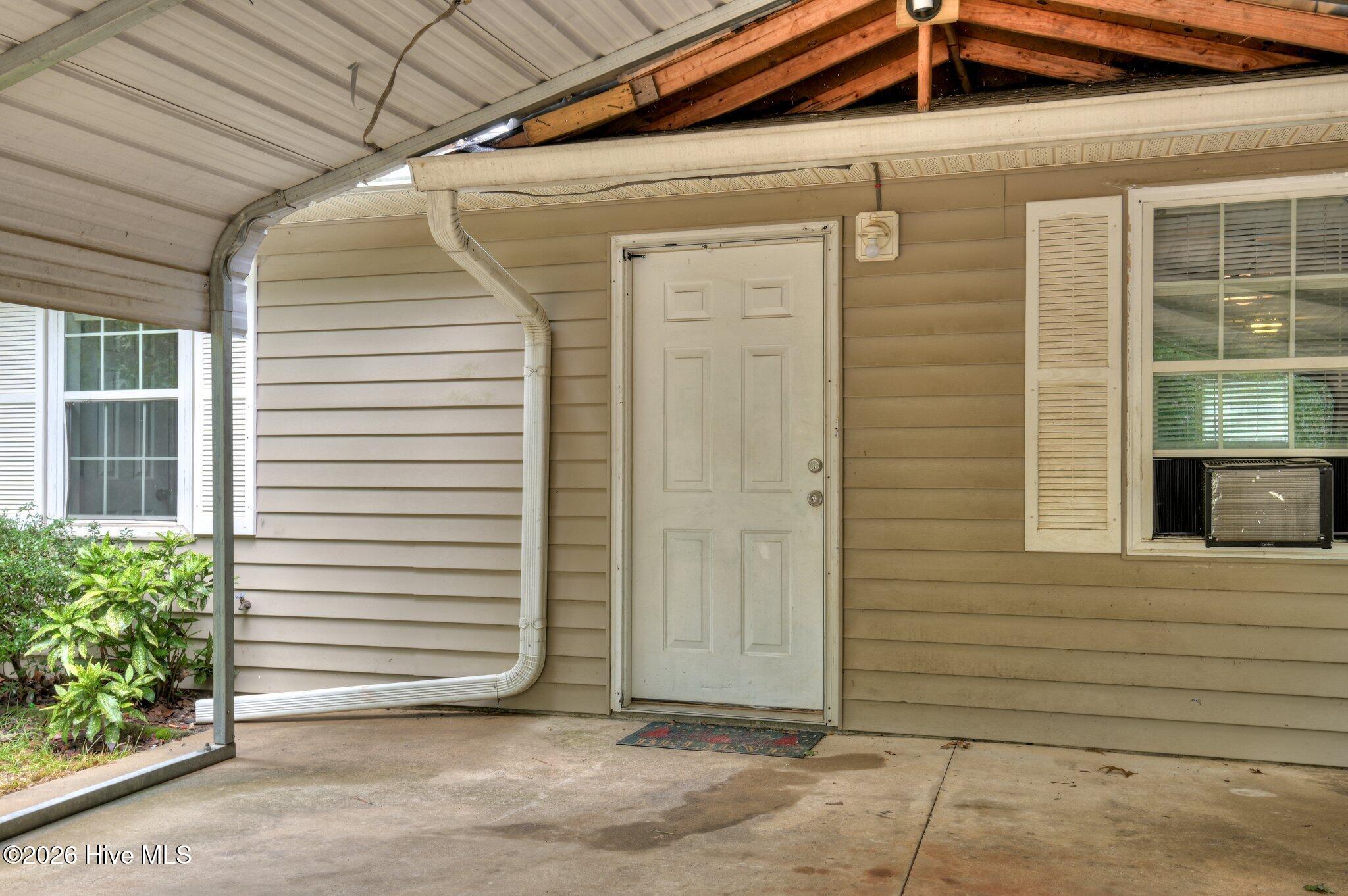 203 Keys Lane Property Photo 4
