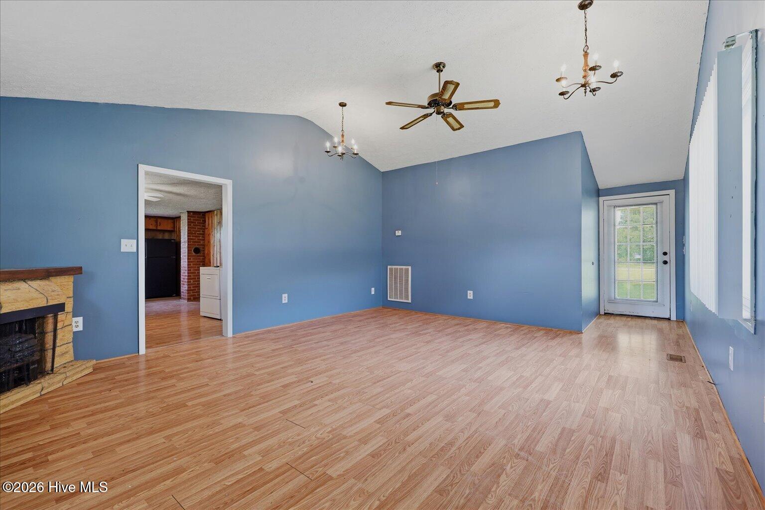 12536 Peacock Road Property Photo 8