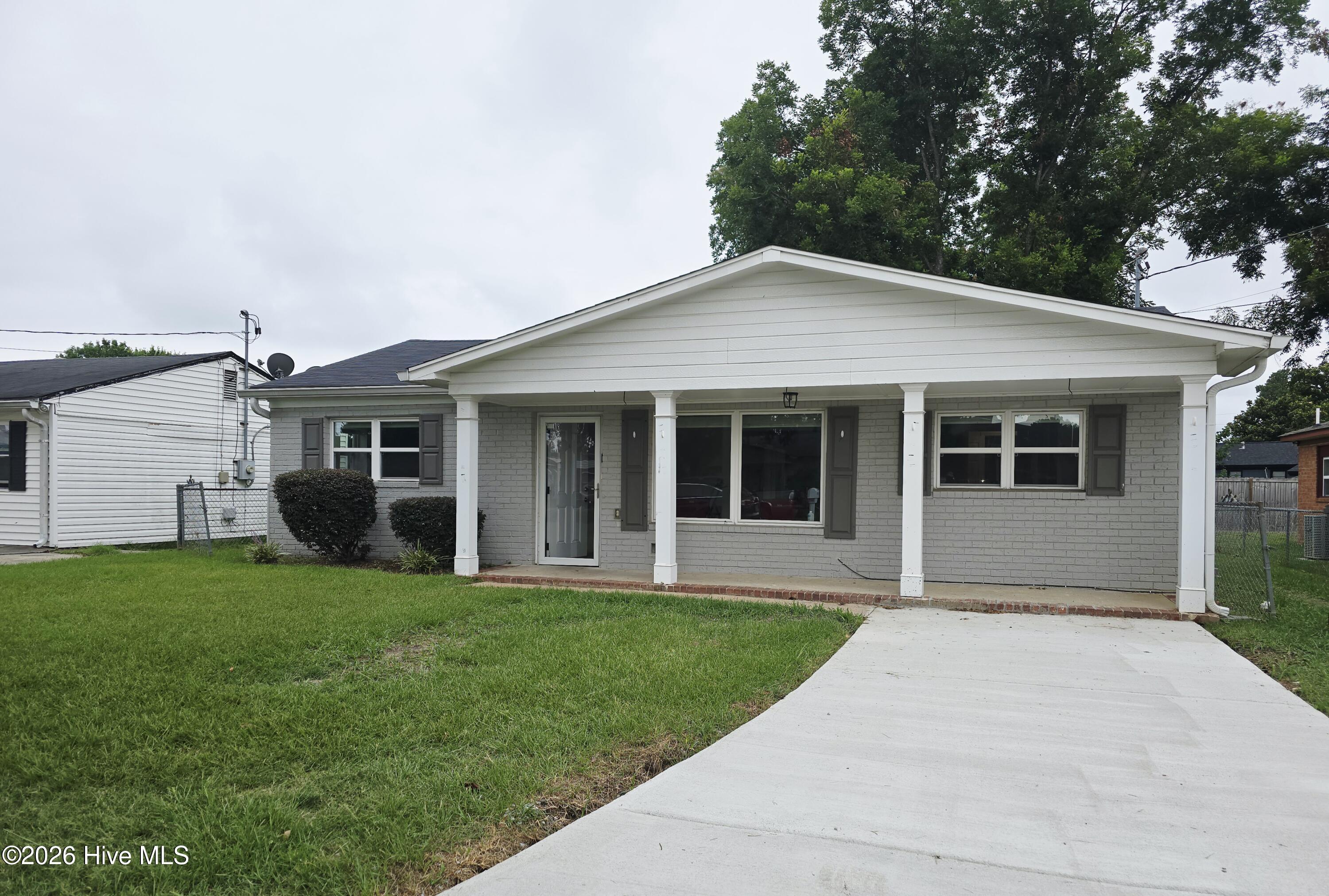 1321 Cherry Avenue Property Photo 1