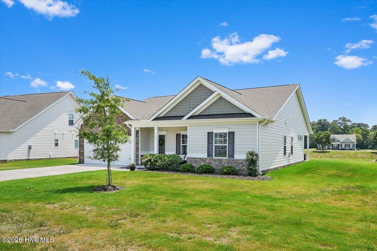 106 Masters Way Property Photo 4