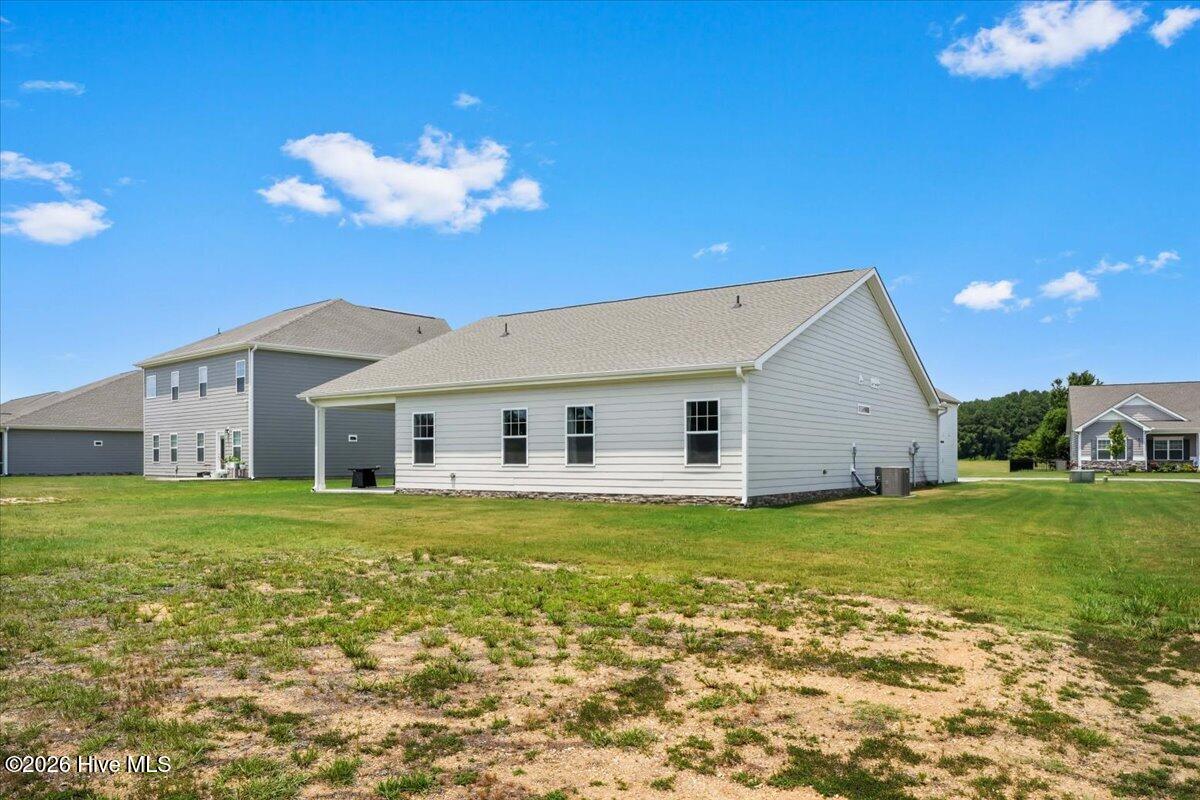 106 Masters Way Property Photo 7