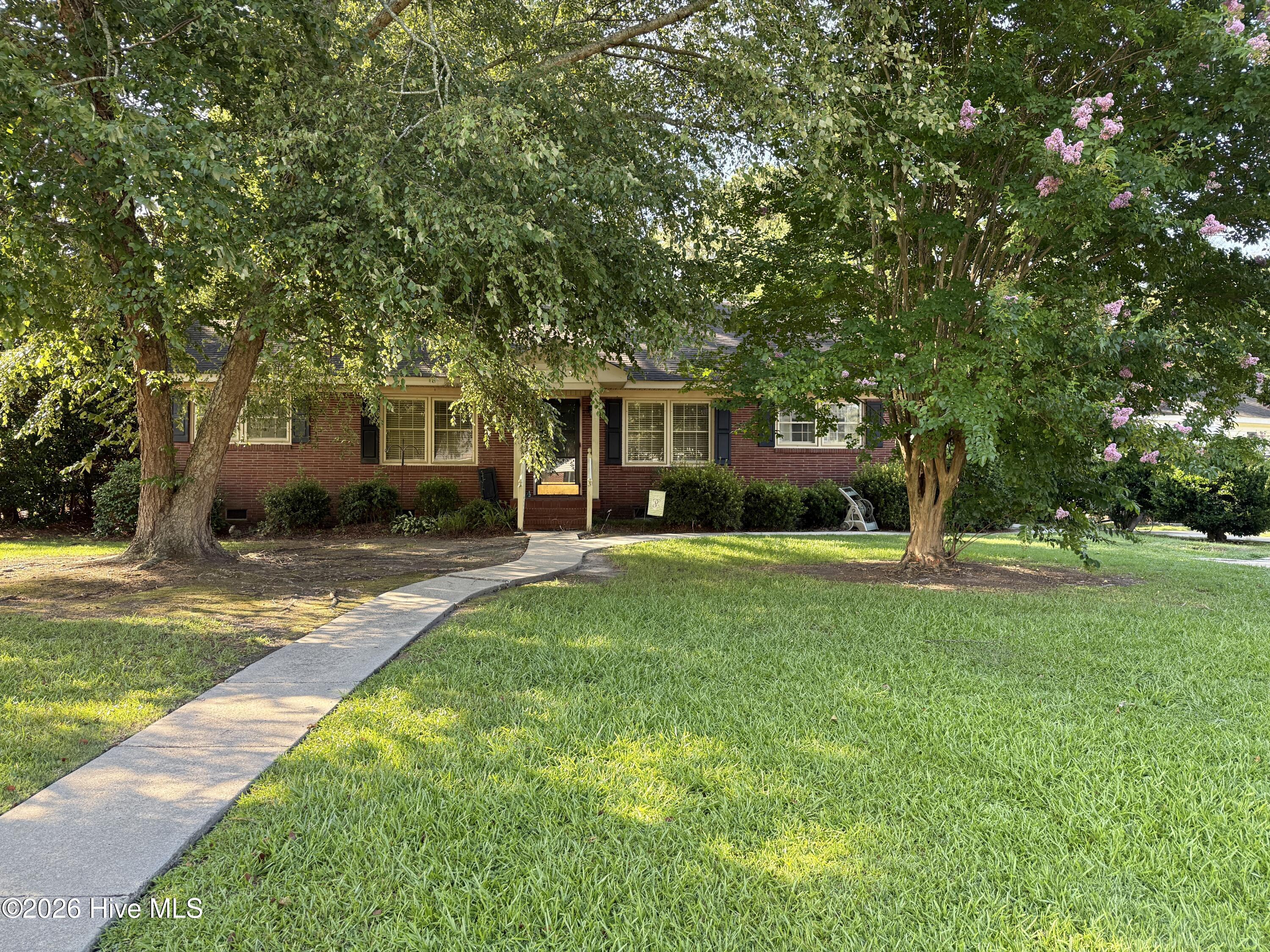 1202 Ruffin Terrace Property Photo 1