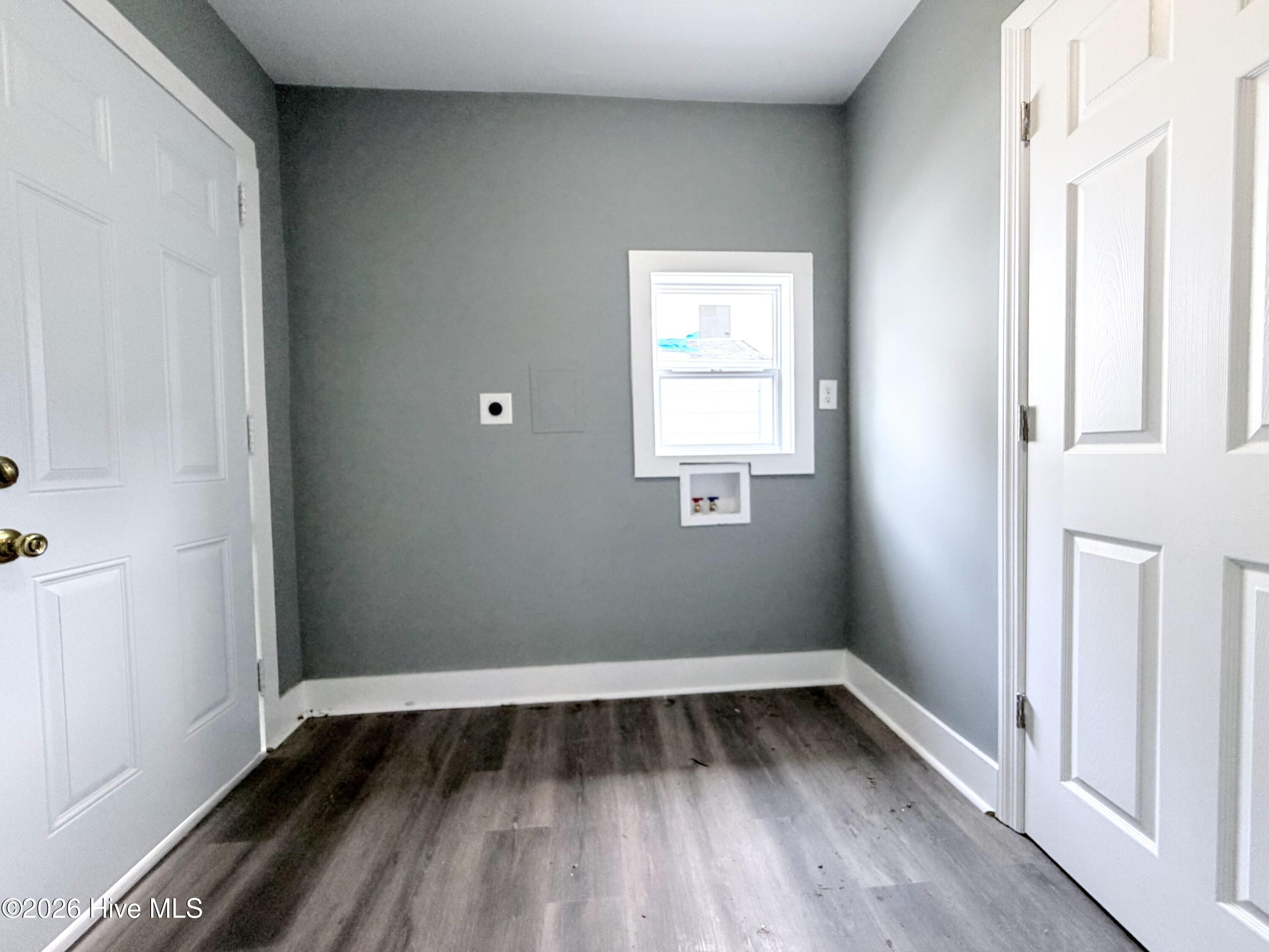 1512 Heard Avenue Property Photo 16