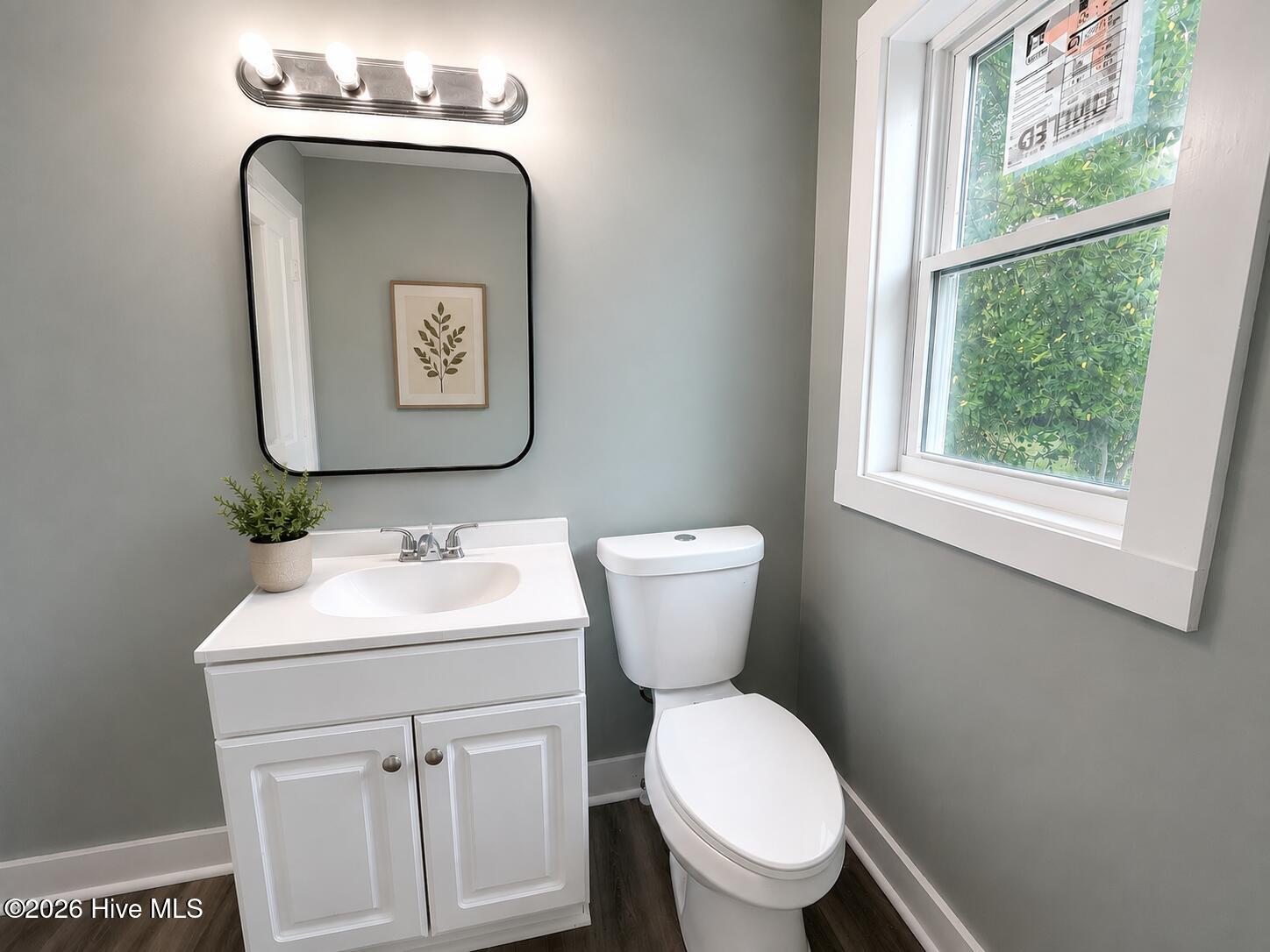 1512 Heard Avenue Property Photo 18