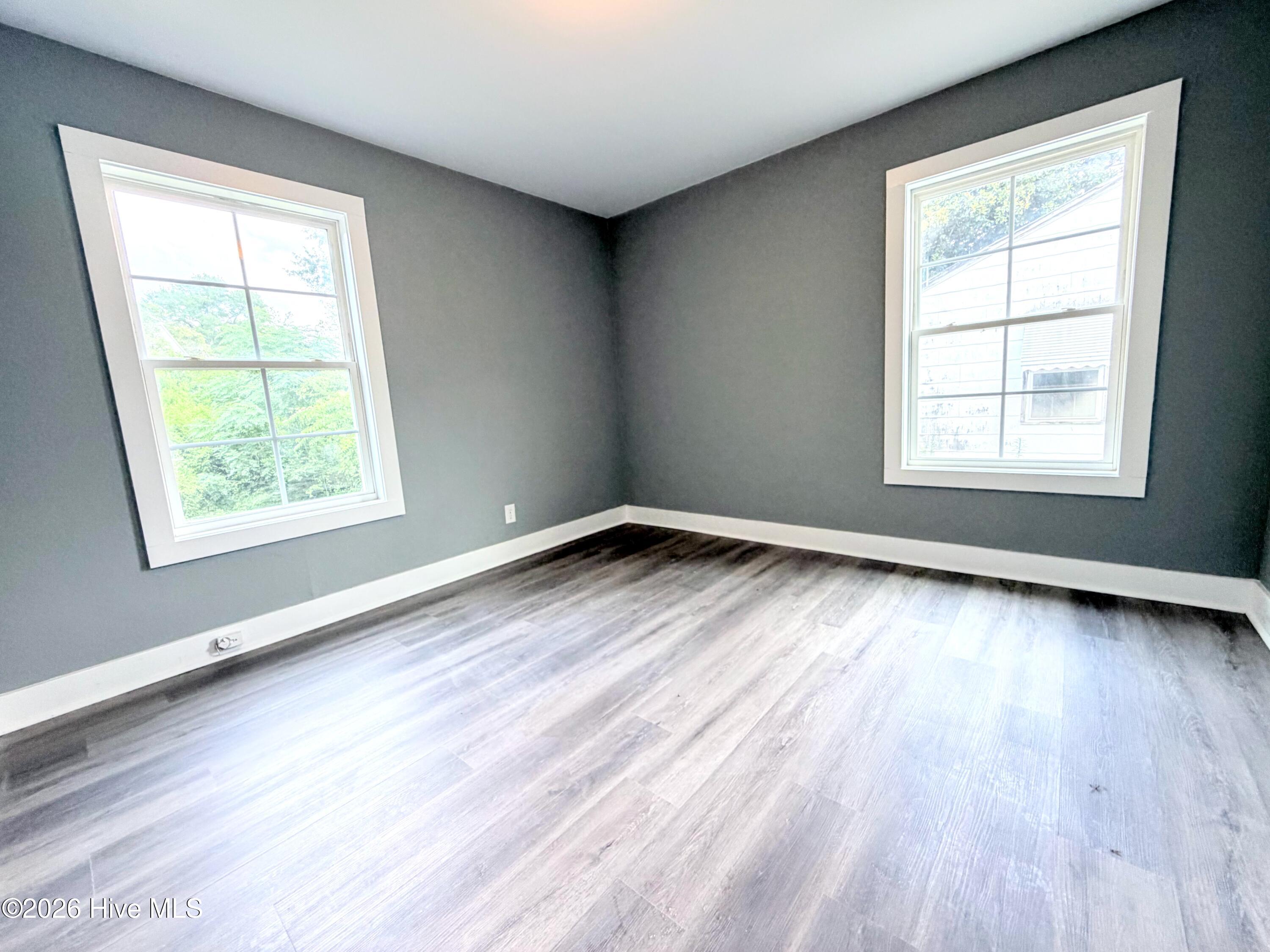 1512 Heard Avenue Property Photo 20