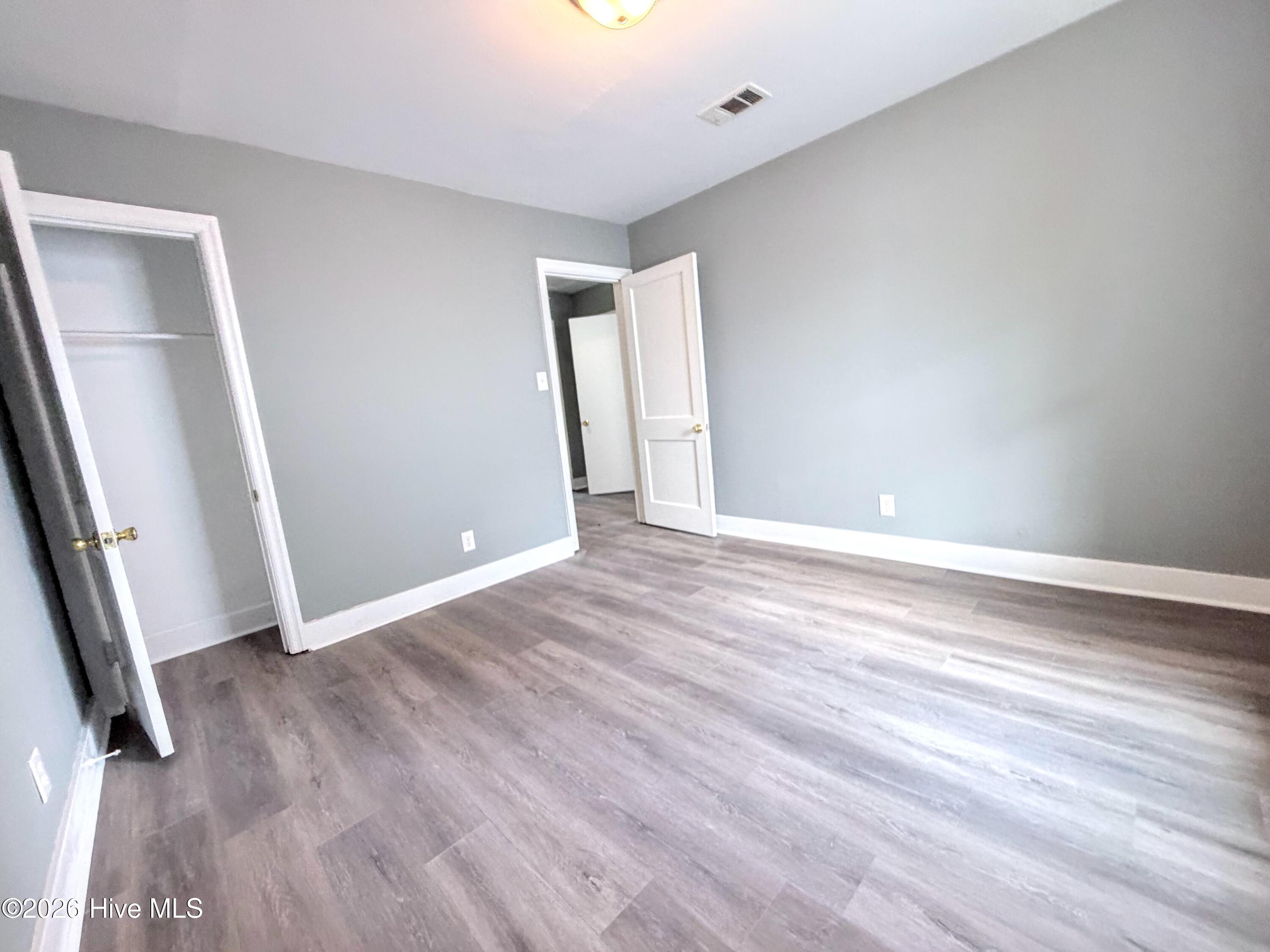 1512 Heard Avenue Property Photo 23