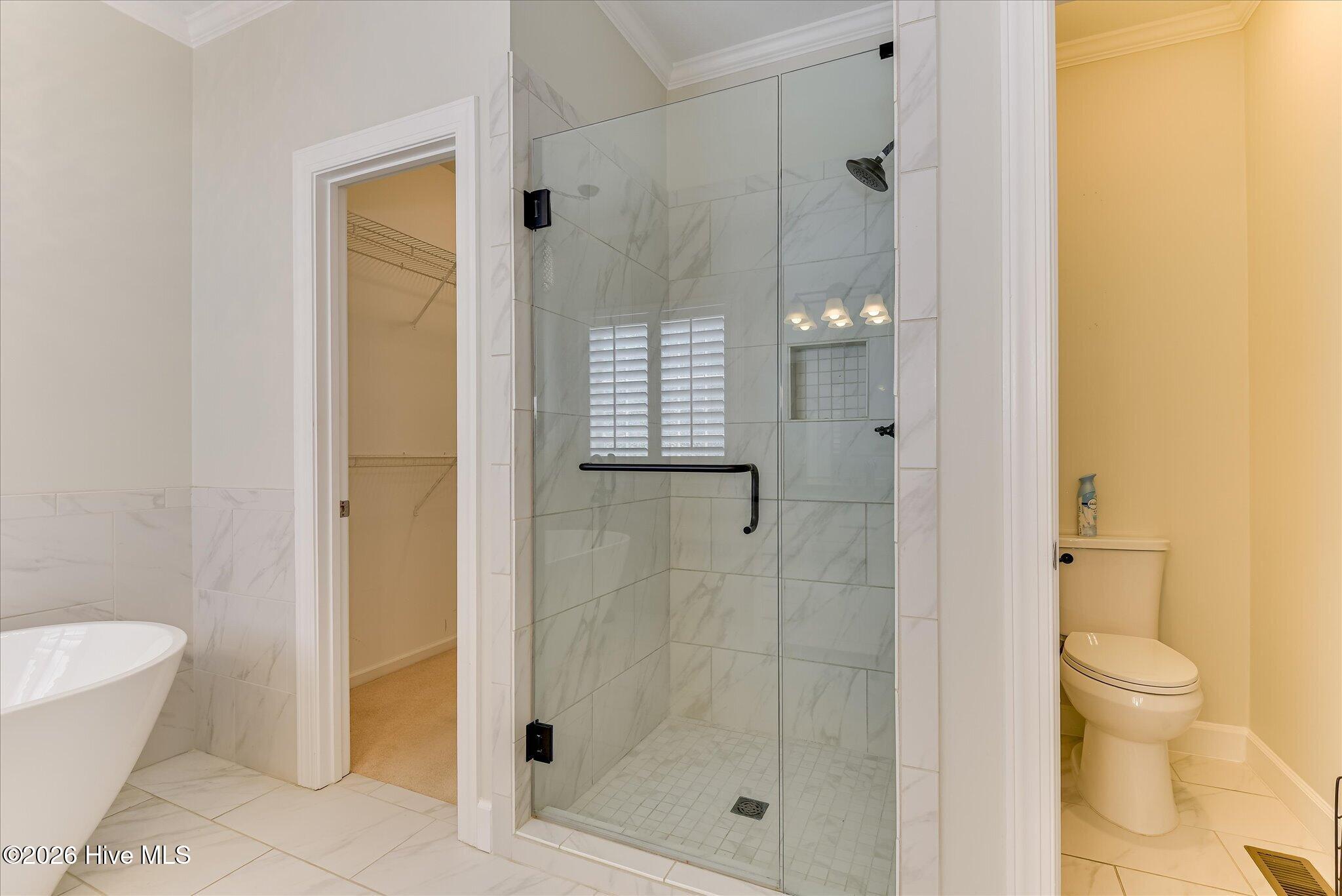 110 Hunting Tower Drive Property Photo 18