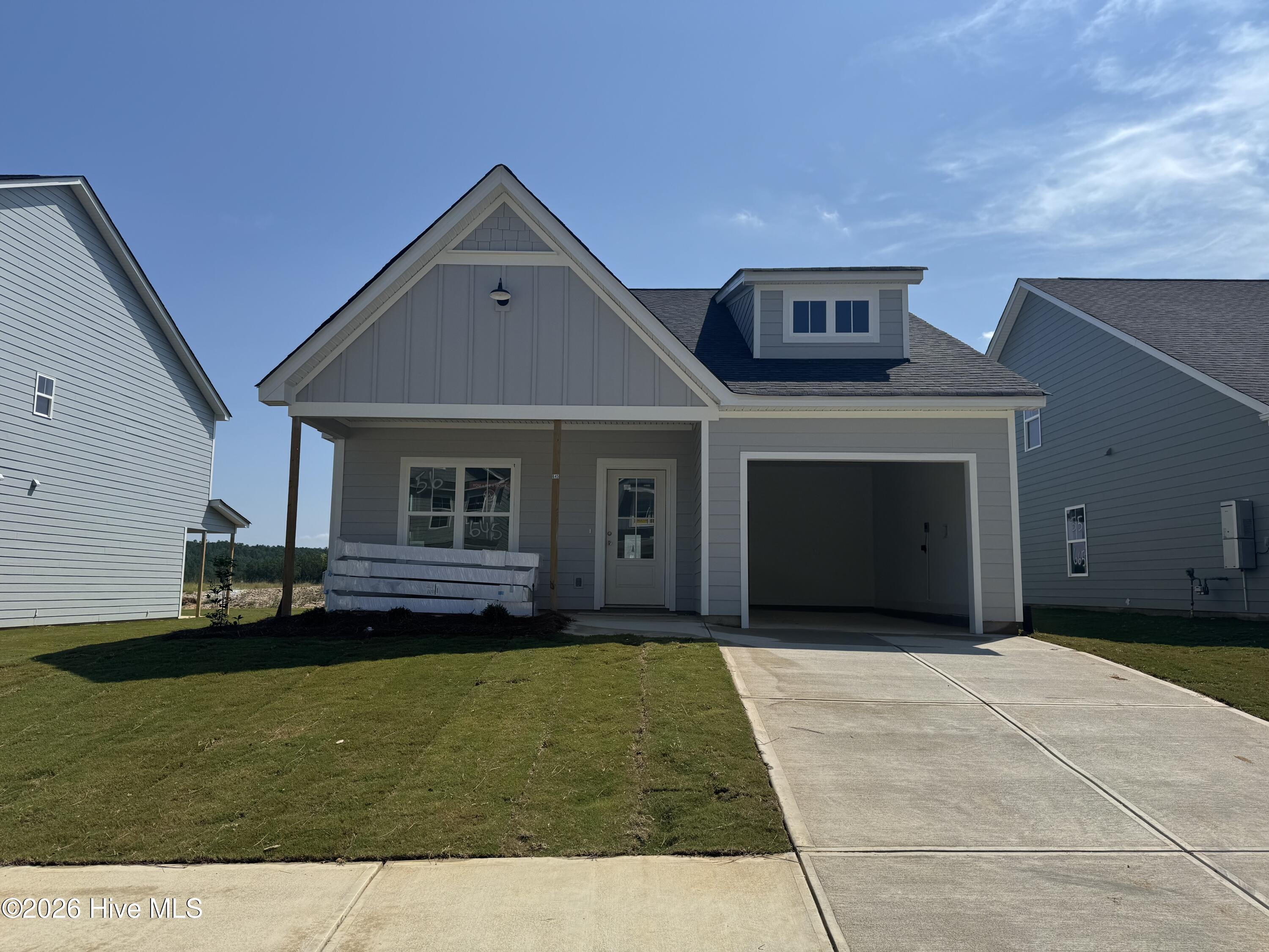 645 Pherson Street Property Photo 1