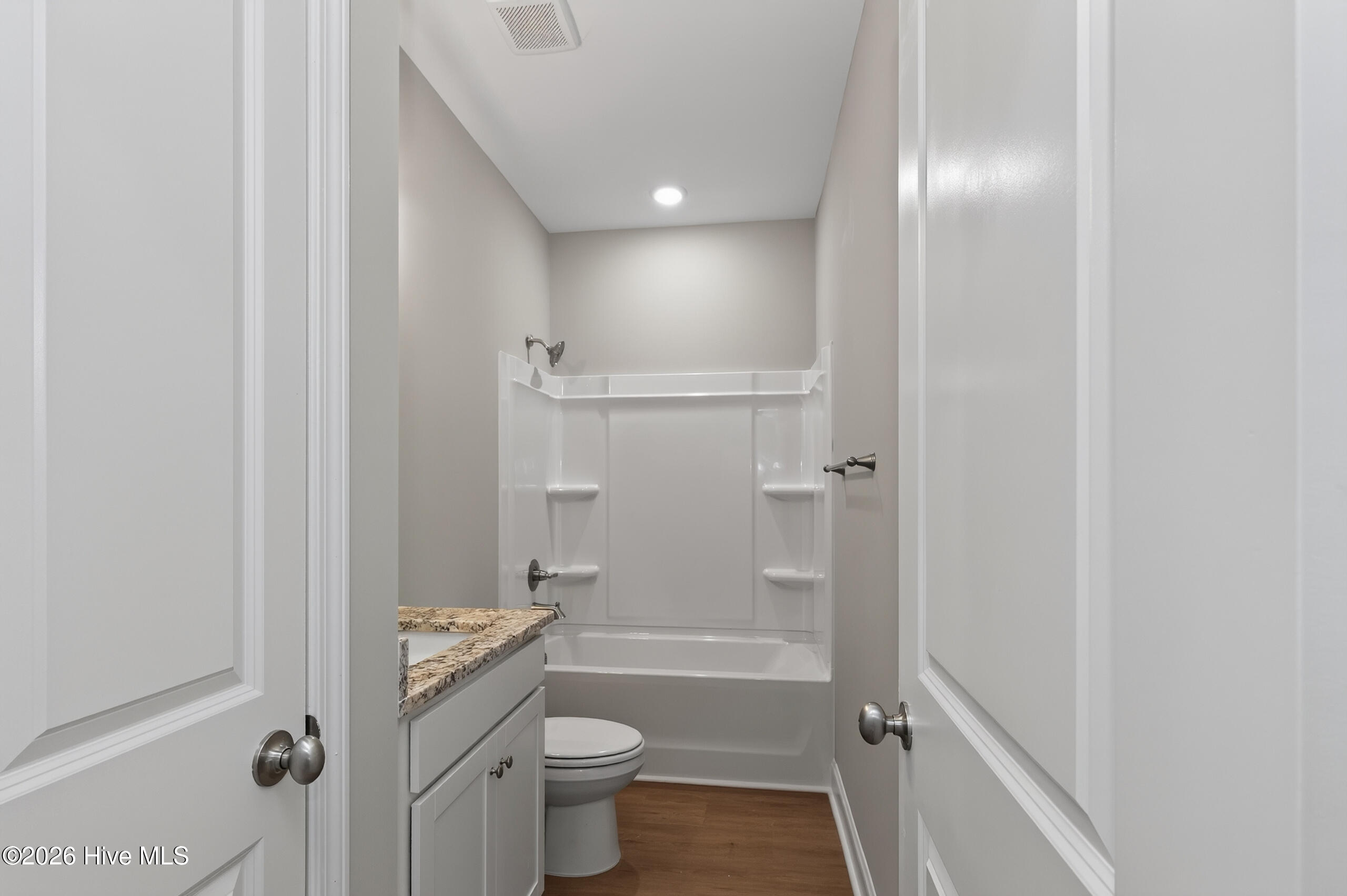 645 Pherson Street Property Photo 12