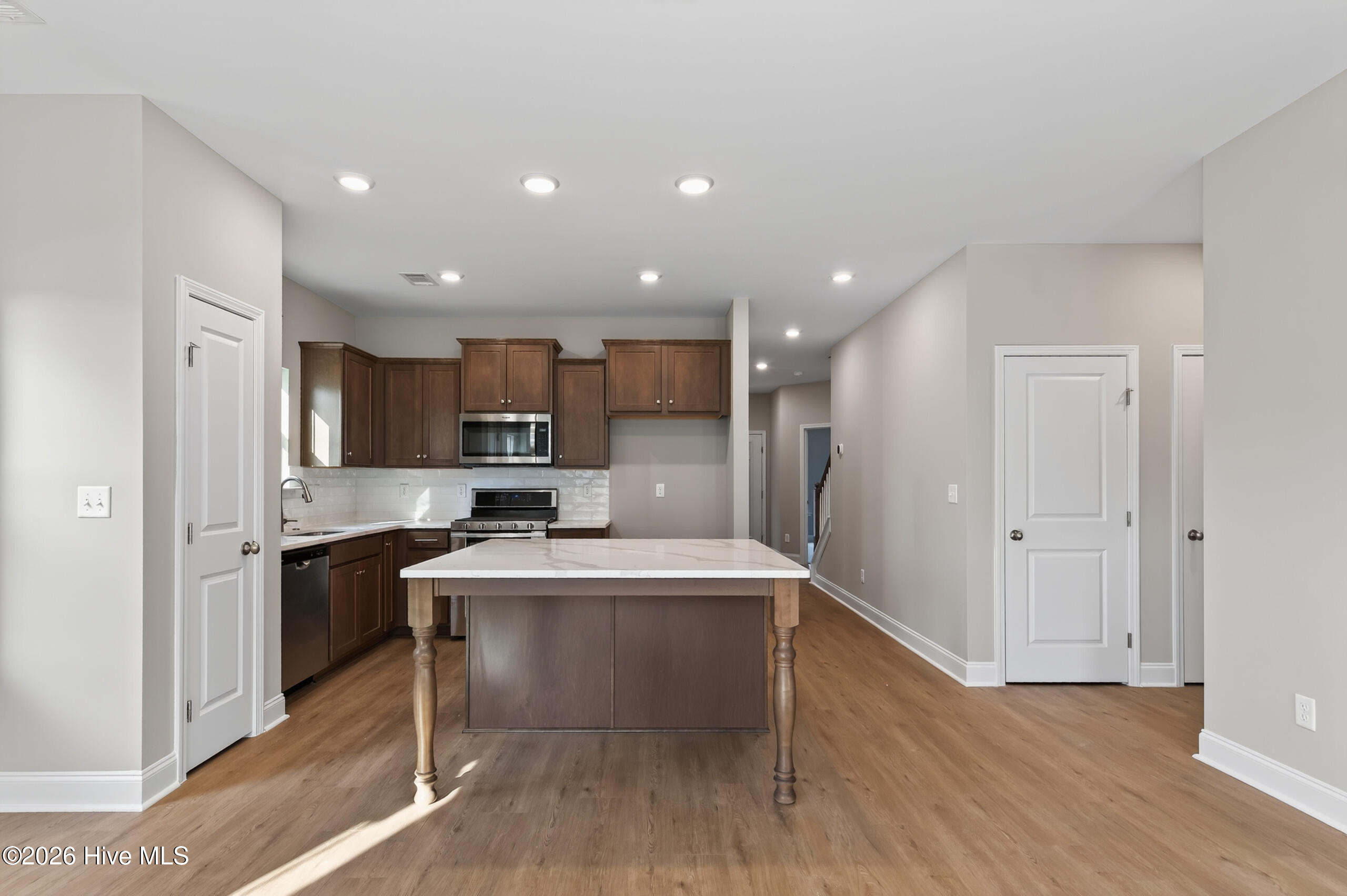 587 Pherson Street Property Photo 4