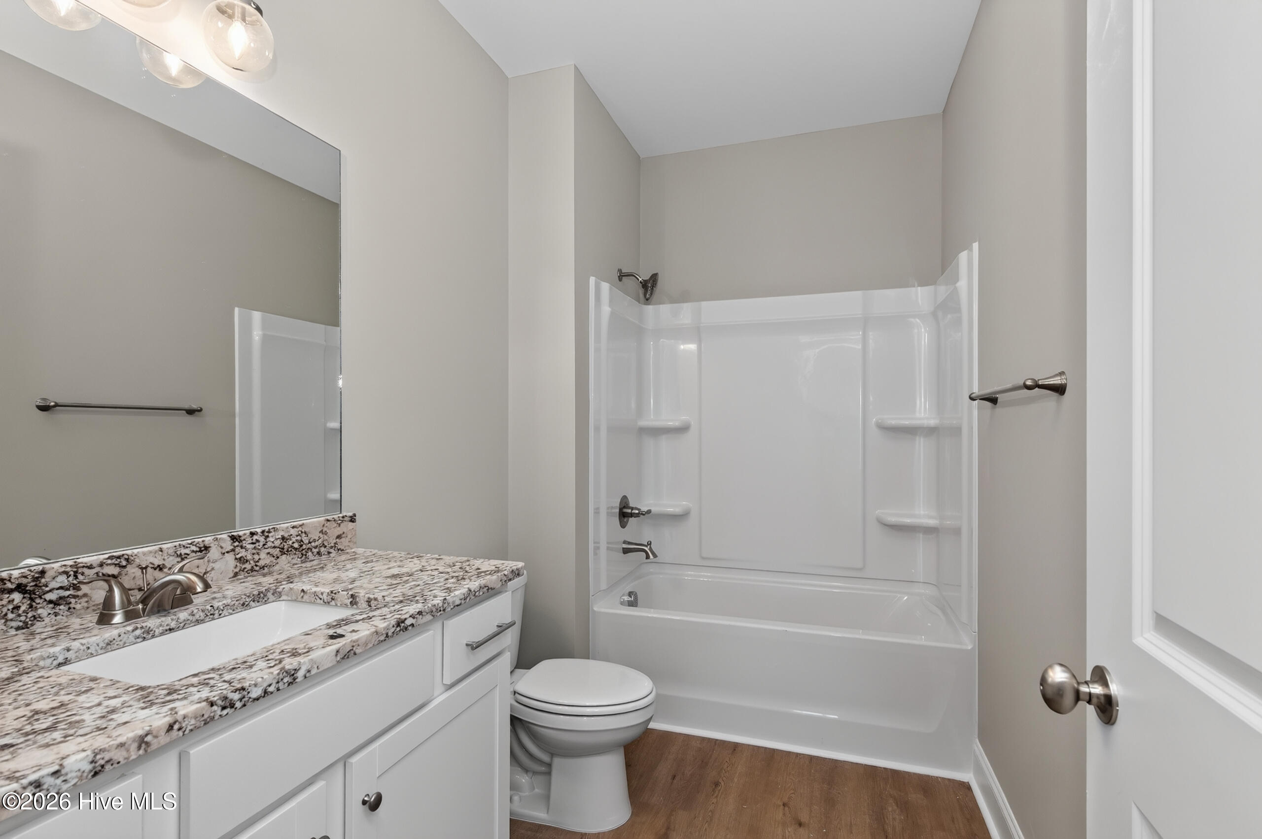 587 Pherson Street Property Photo 15