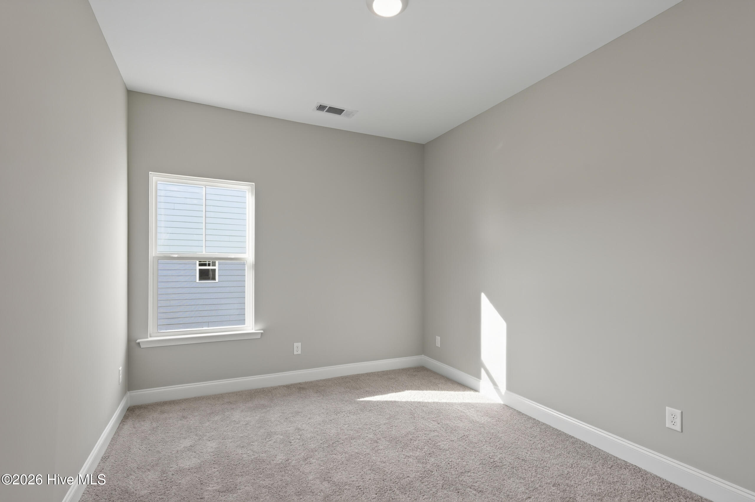 587 Pherson Street Property Photo 16