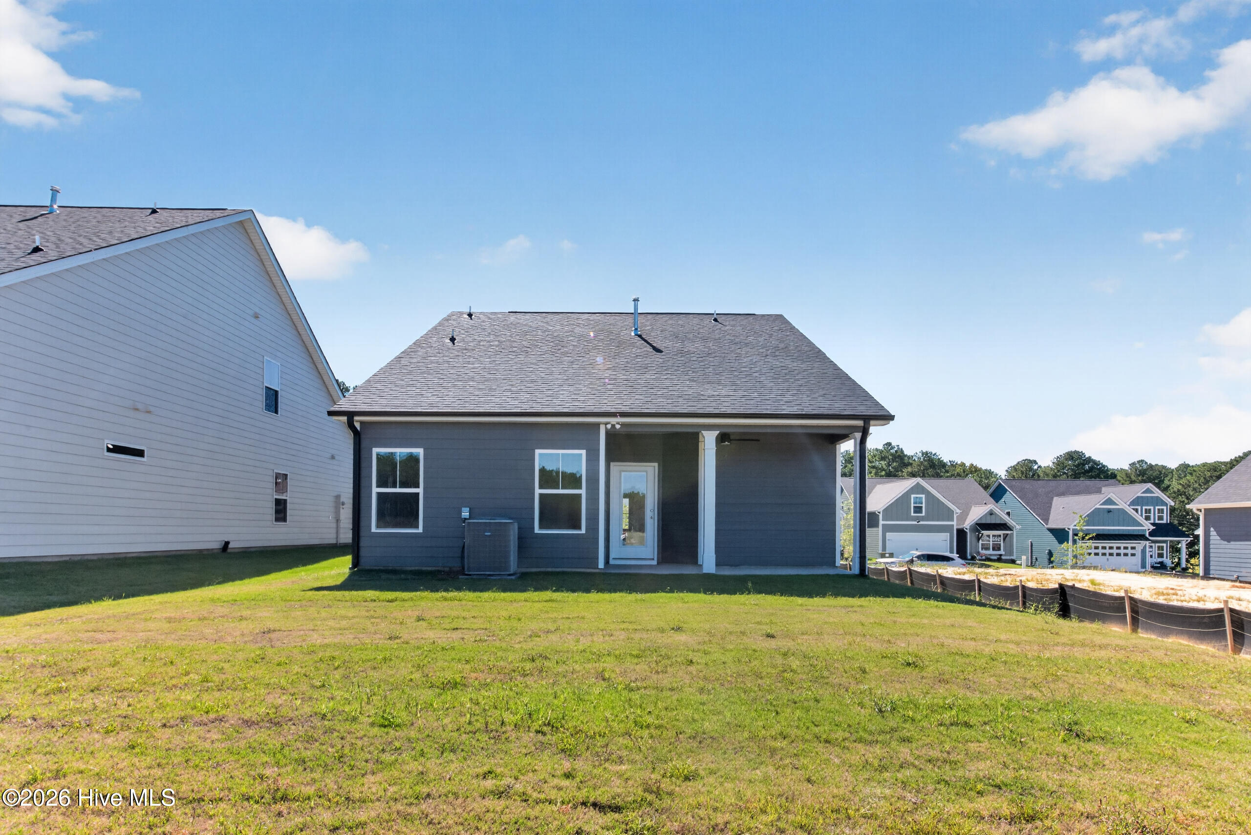 587 Pherson Street Property Photo 17