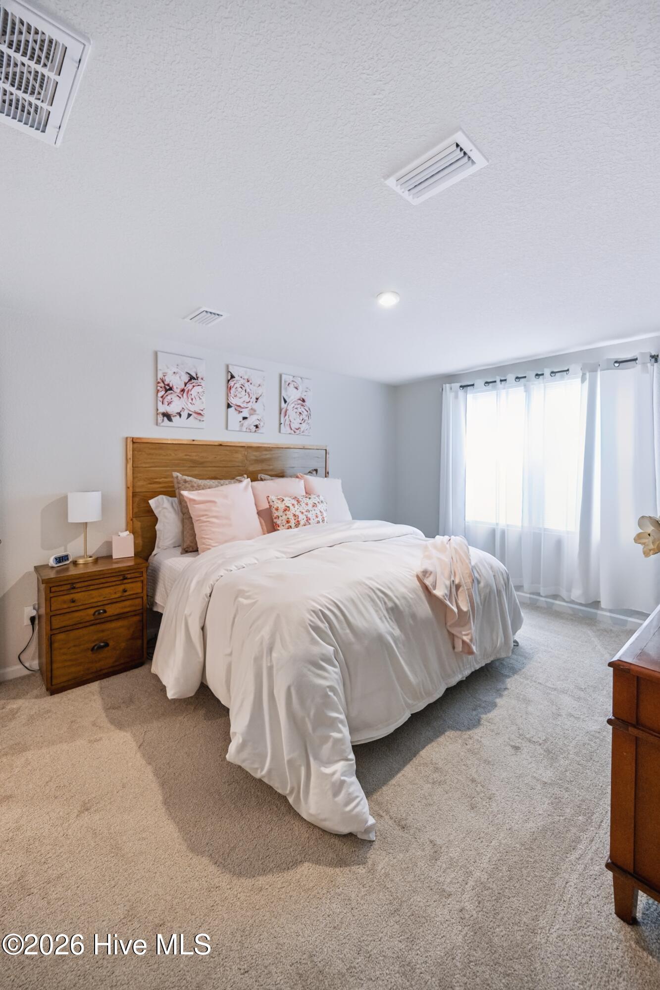2101 Raven Way Property Photo 4