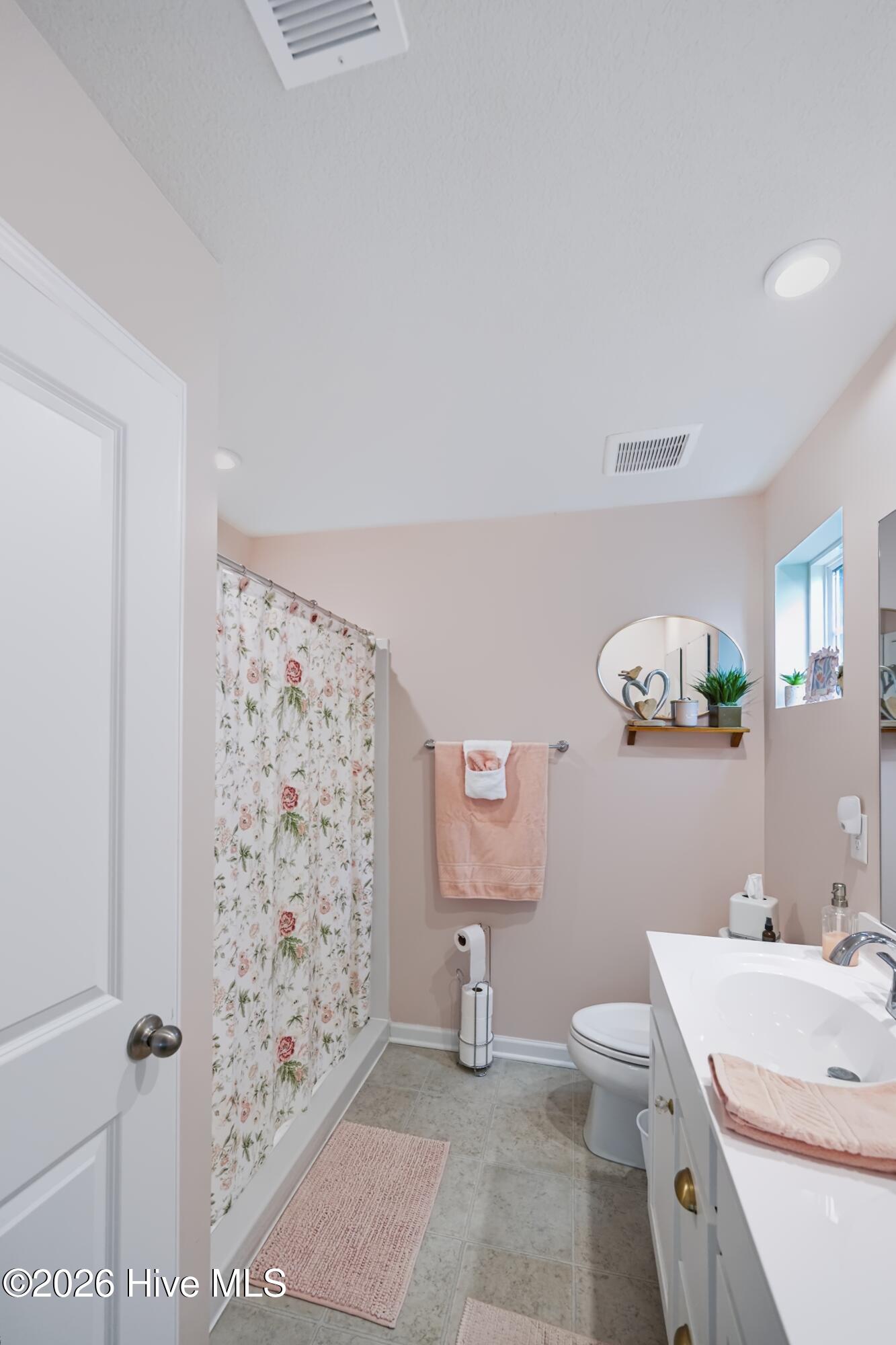 2101 Raven Way Property Photo 8