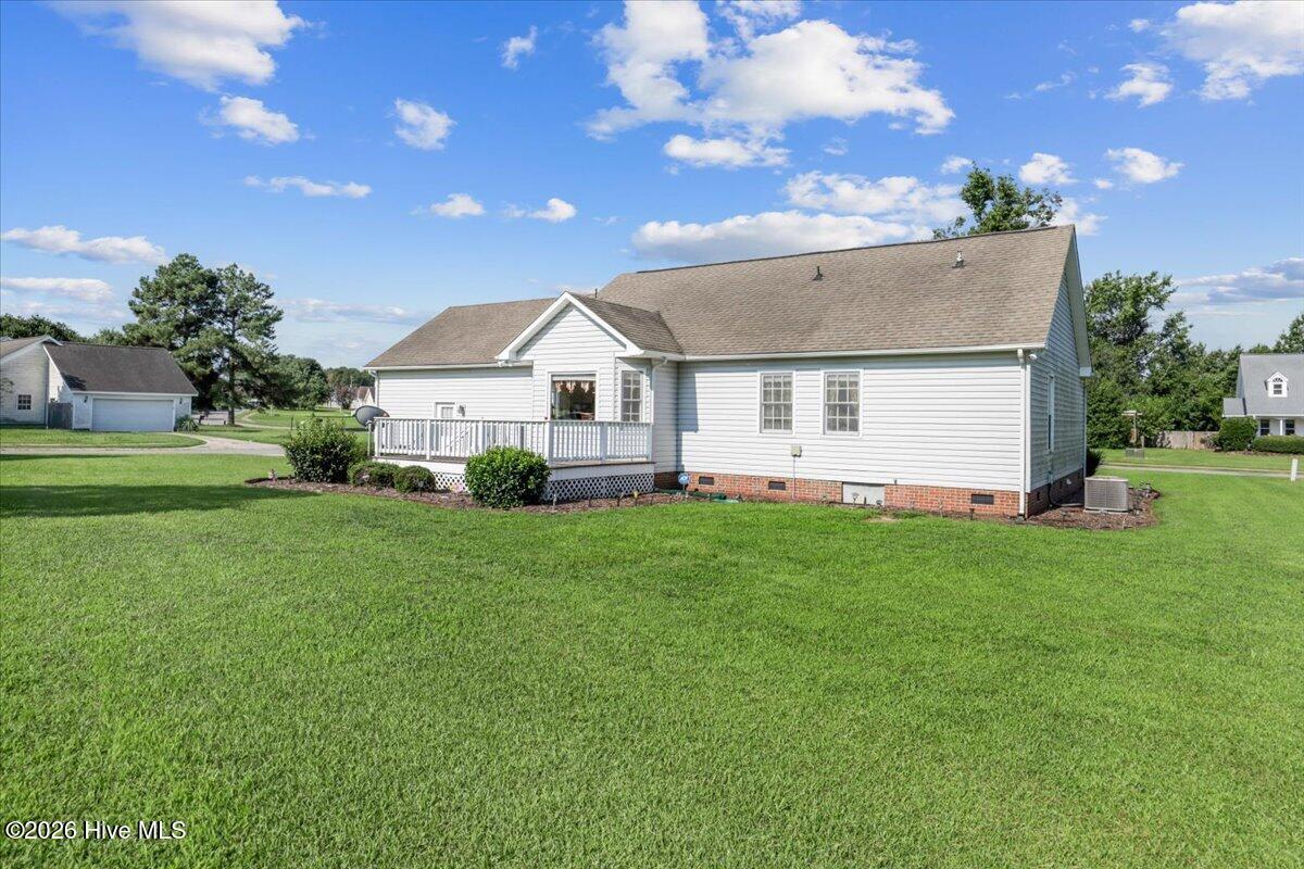 200 Woodcroft Drive Property Photo 10