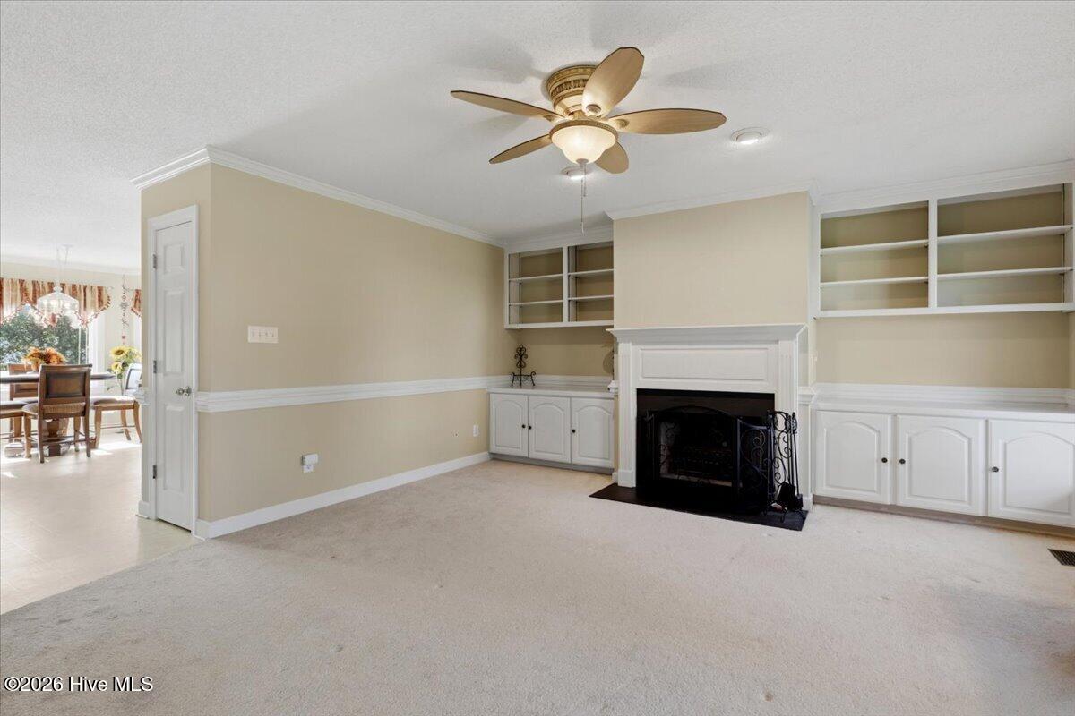 200 Woodcroft Drive Property Photo 15