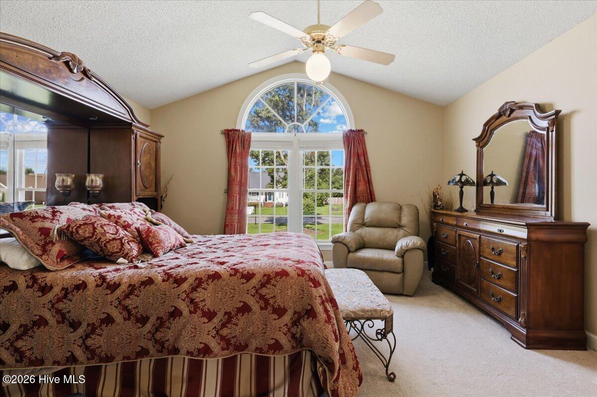 200 Woodcroft Drive Property Photo 32