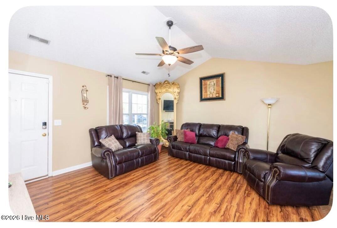 2402 Bloomsbury Court Property Photo 5