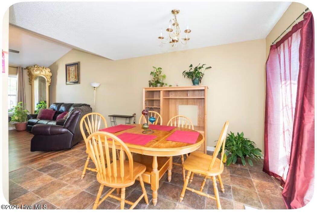 2402 Bloomsbury Court Property Photo 10