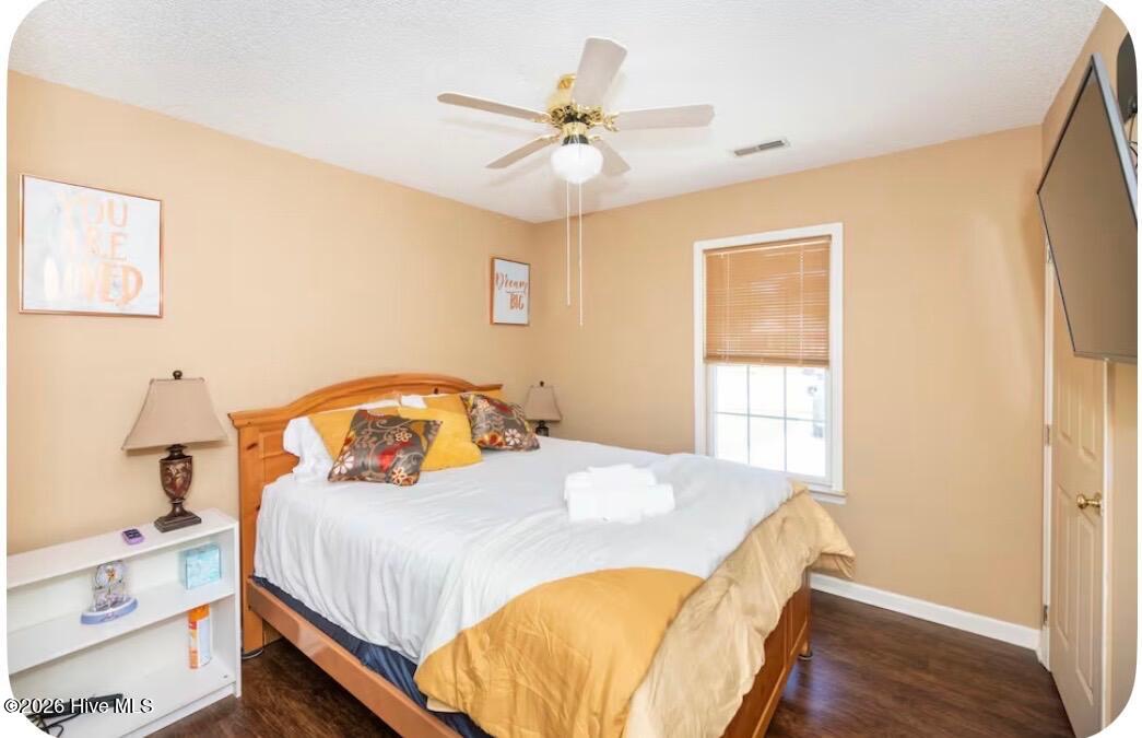 2402 Bloomsbury Court Property Photo 11