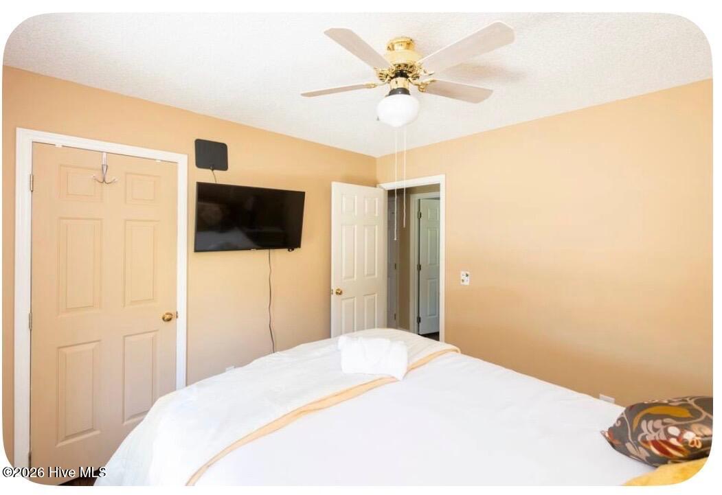 2402 Bloomsbury Court Property Photo 12