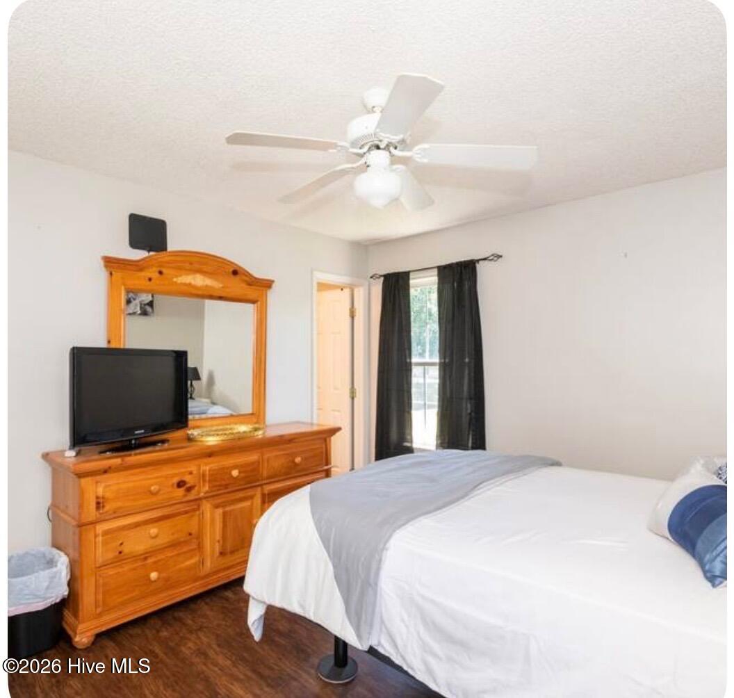 2402 Bloomsbury Court Property Photo 14