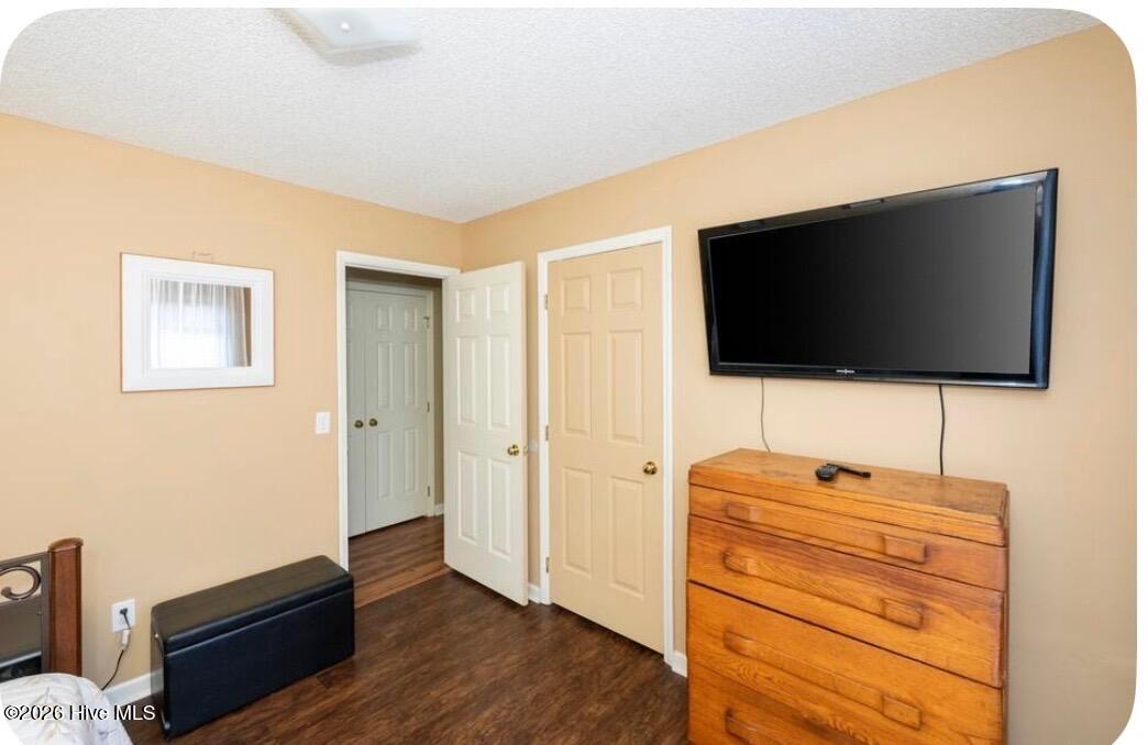 2402 Bloomsbury Court Property Photo 16
