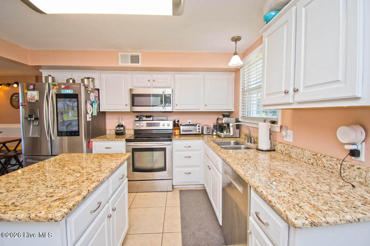 310 Holly Lane Property Photo 16