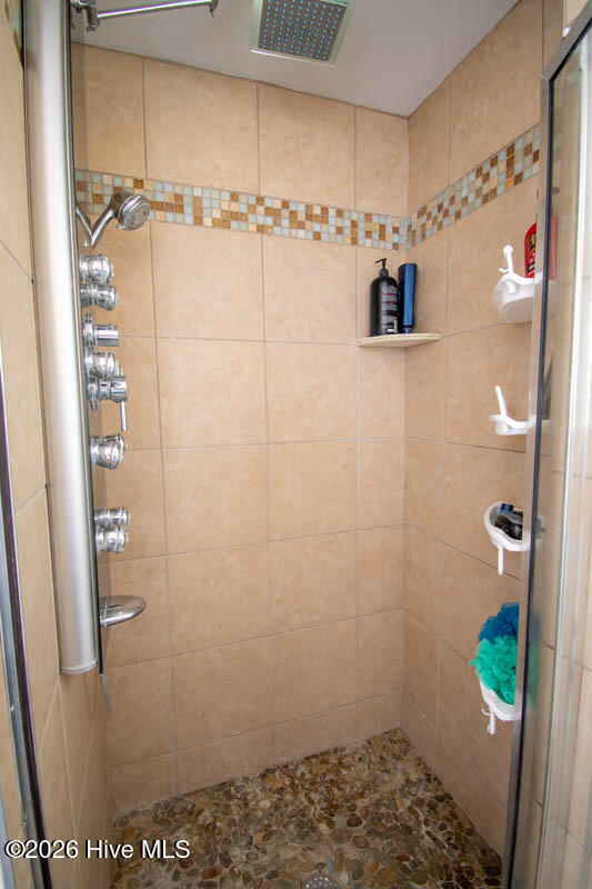 310 Holly Lane Property Photo 19