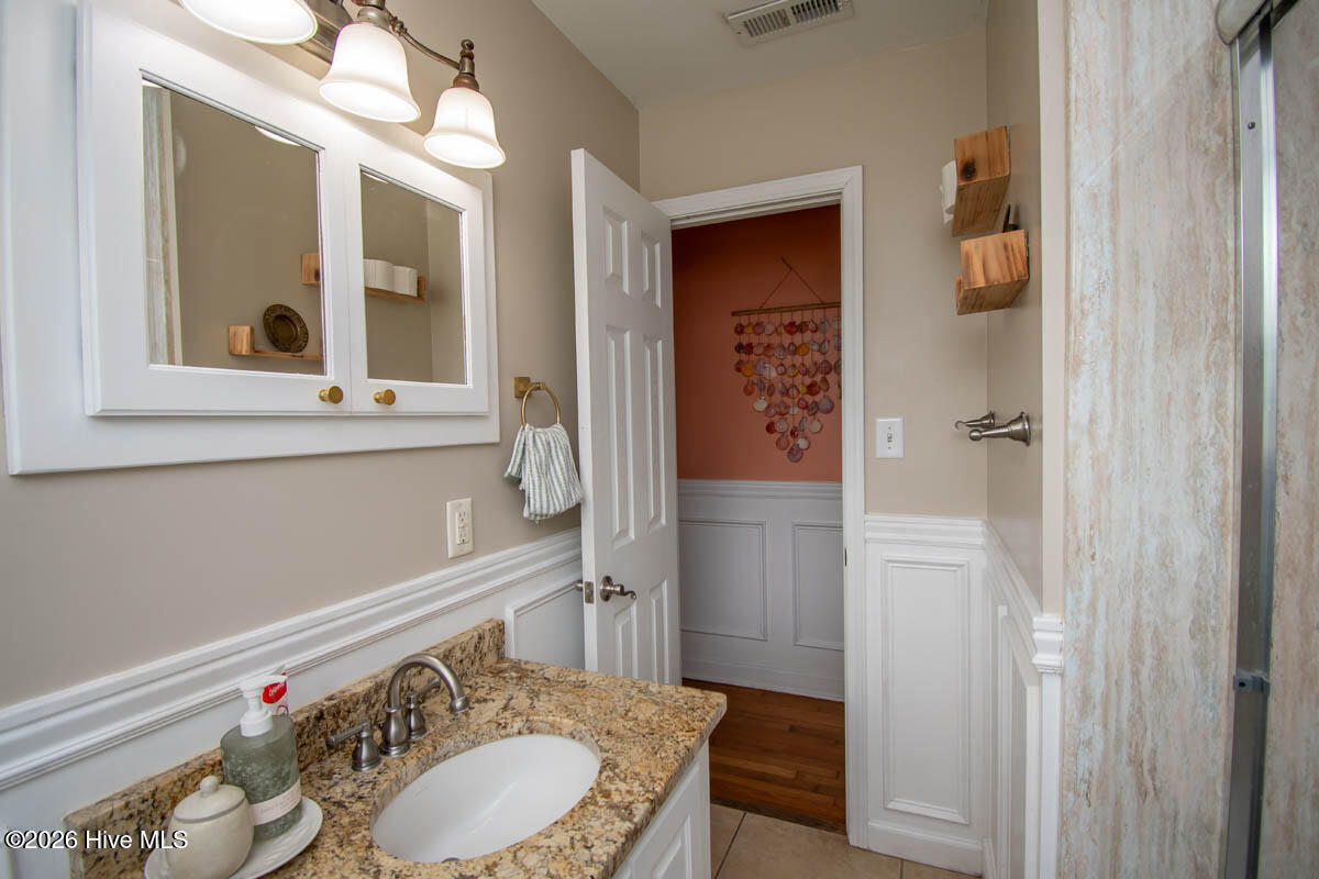 310 Holly Lane Property Photo 35