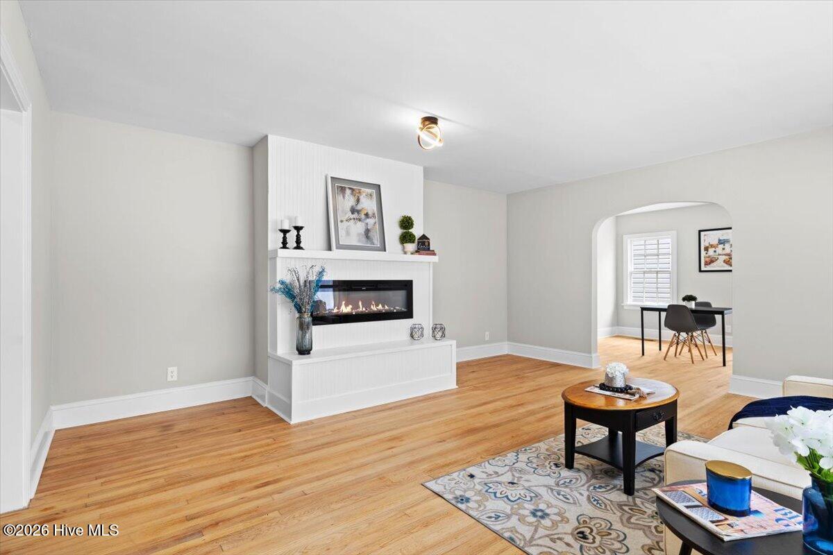 335 Pennsylvania Avenue Property Photo 7