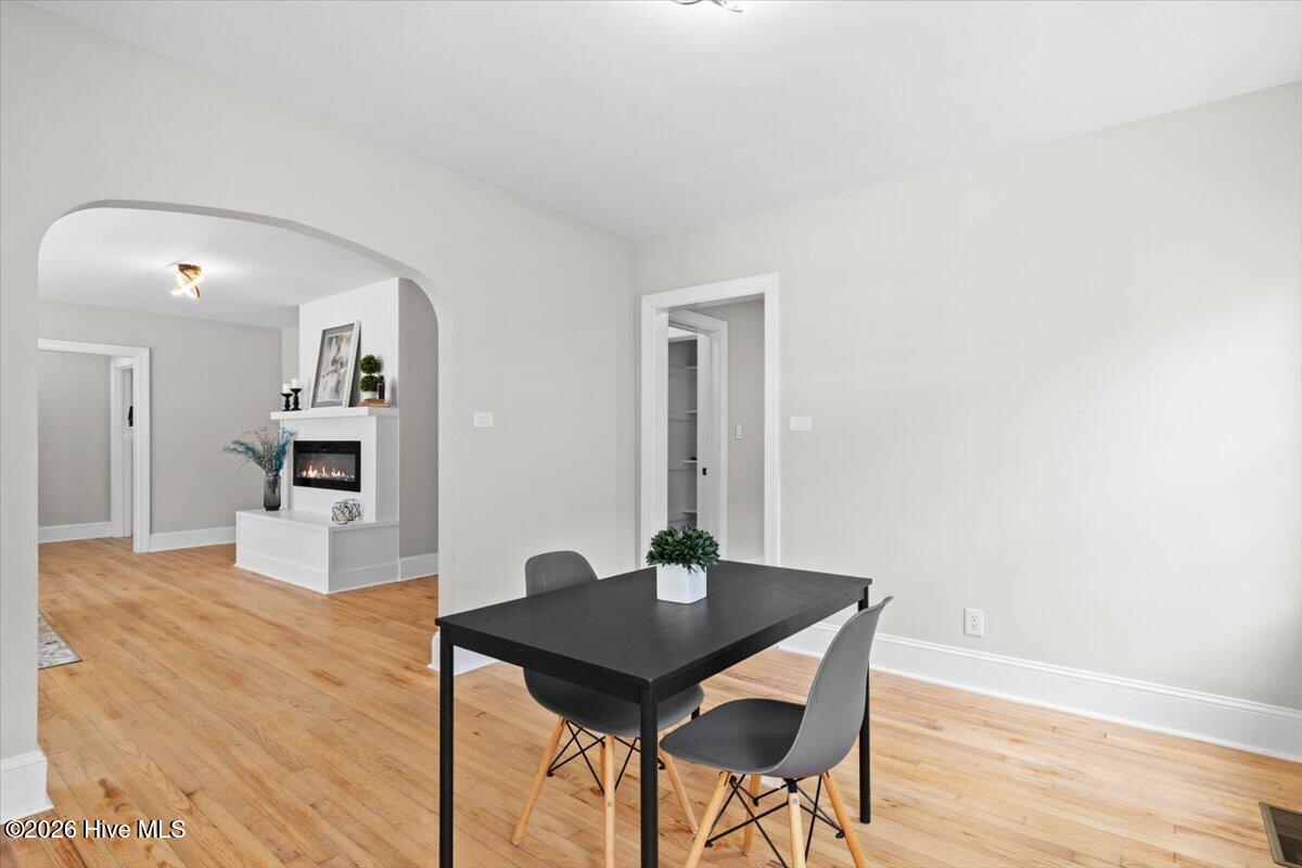 335 Pennsylvania Avenue Property Photo 13