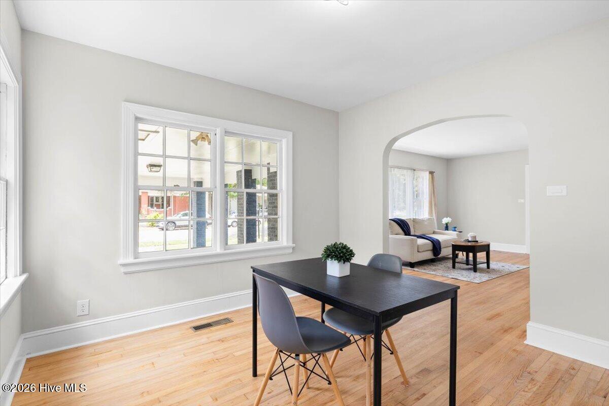 335 Pennsylvania Avenue Property Photo 14