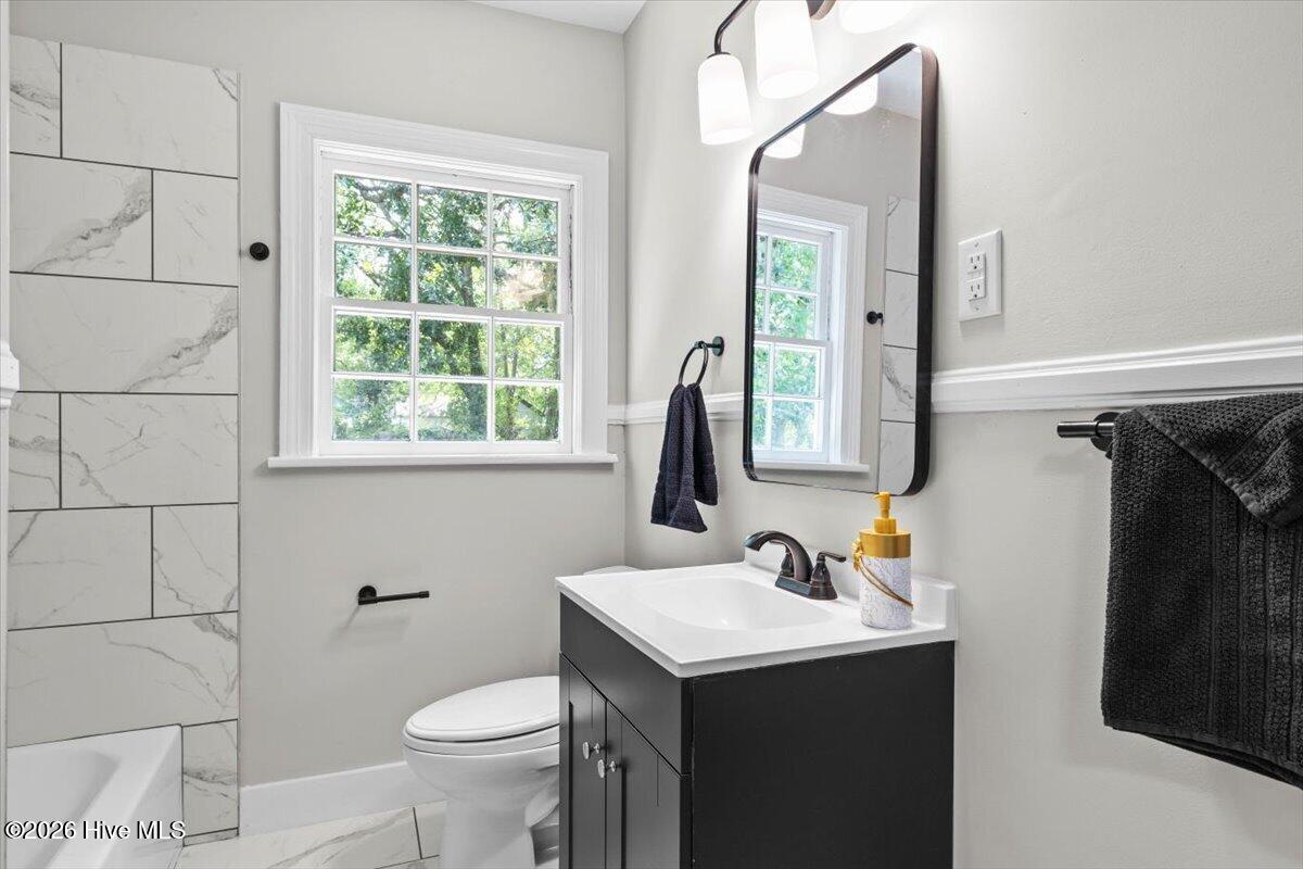 335 Pennsylvania Avenue Property Photo 29